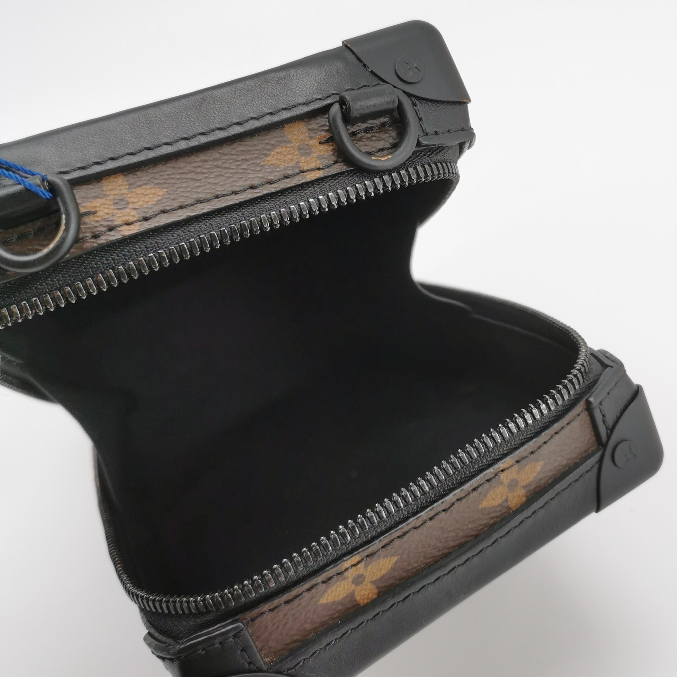 Louis Vuitton(LV) Vertical Soft Trunk Bag Monogram Tuffetage Canvas — photo 7 of 14
