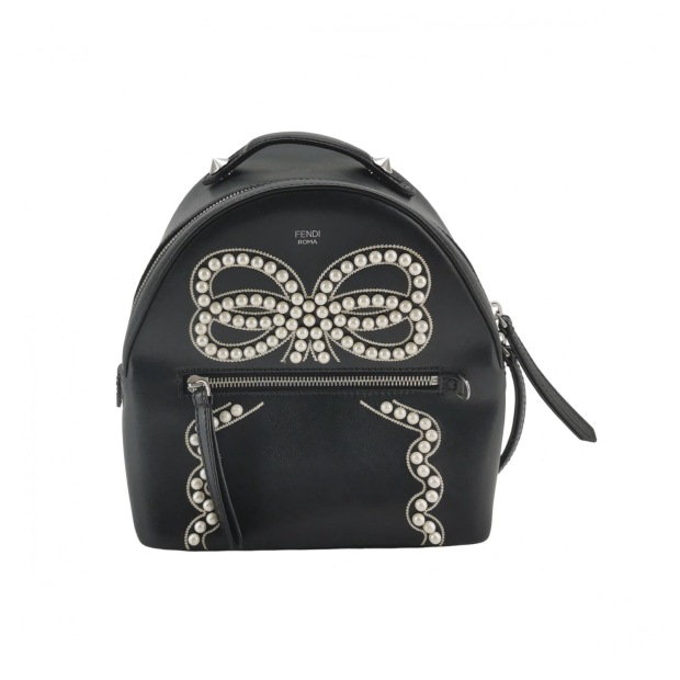 Fendi Cowhide Pearl Bow Backpack — pre-owned, Vierlot