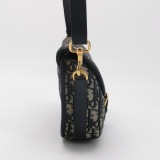 Christian Dior Bobby Flap Bag Oblique Canvas Medium — thumbnail 5