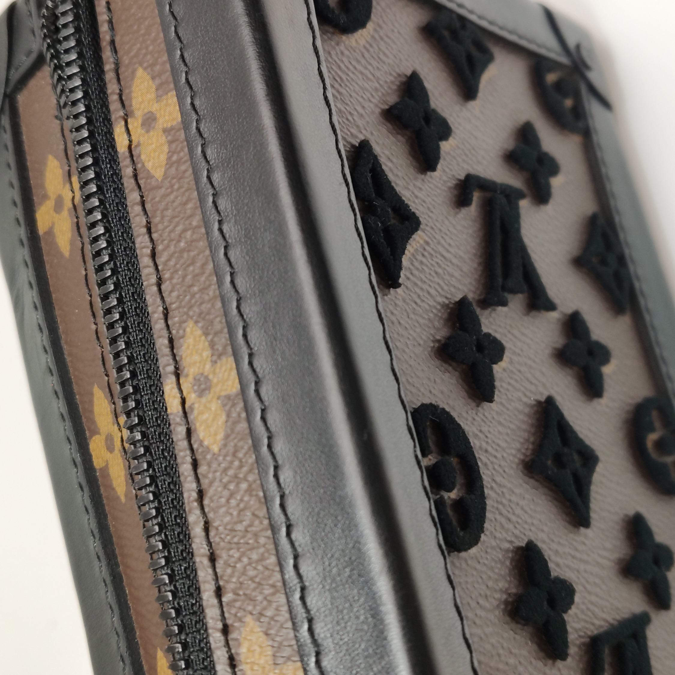 Louis Vuitton(LV) Vertical Soft Trunk Bag Monogram Tuffetage Canvas — photo 10 of 14