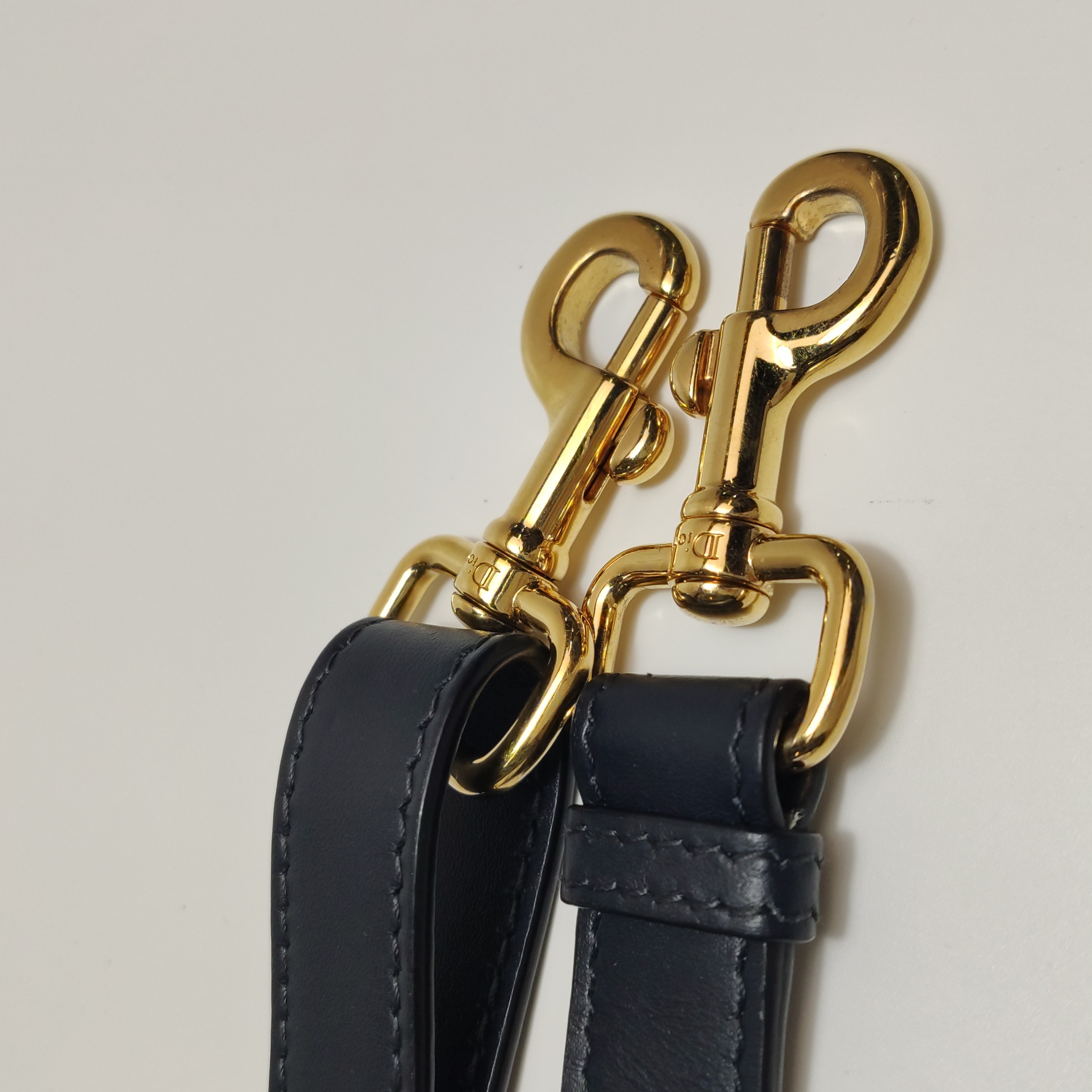 Christian Dior Bobby Flap Bag Oblique Canvas Medium — photo 13 of 14