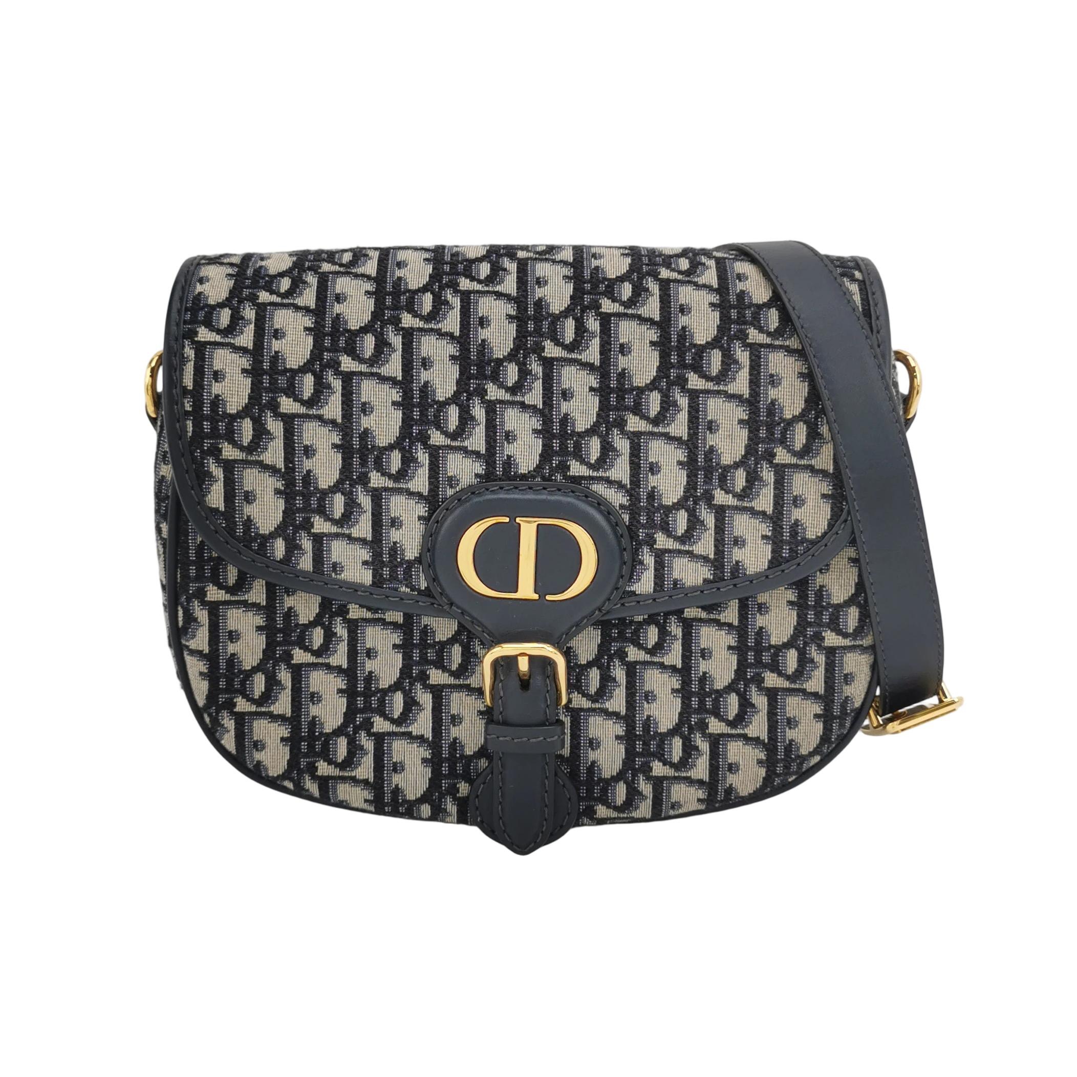 Christian Dior Bobby Flap Bag Oblique Canvas Medium — photo 1 of 16