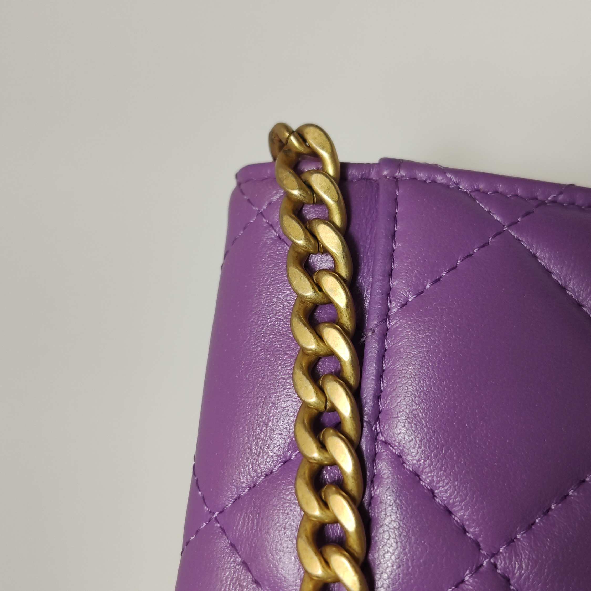 Chanel Pearl Crush Phone Holder Crossbody Bag Quilted Lambskin — photo 15 of 21