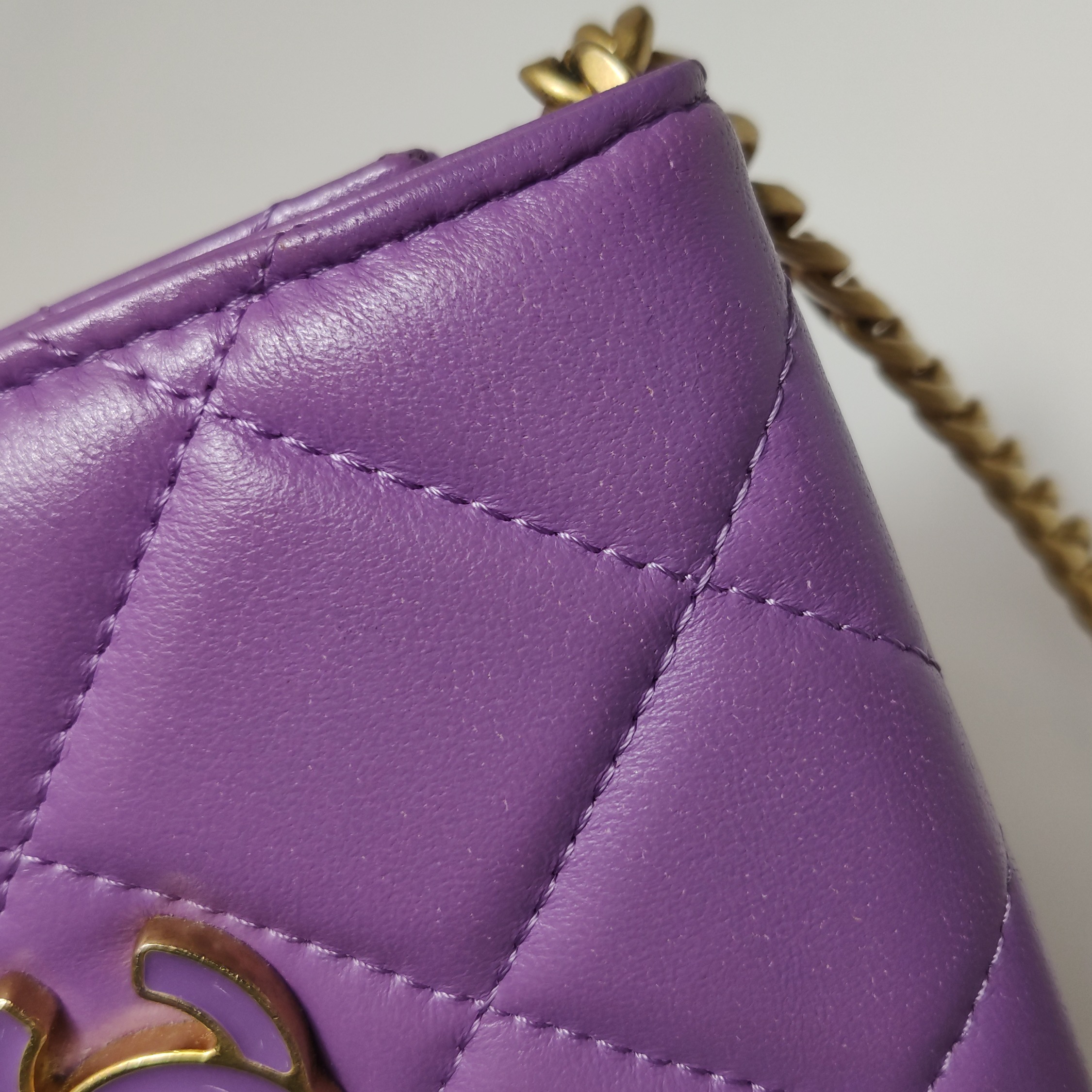 Chanel Pearl Crush Phone Holder Crossbody Bag Quilted Lambskin — photo 18 of 21