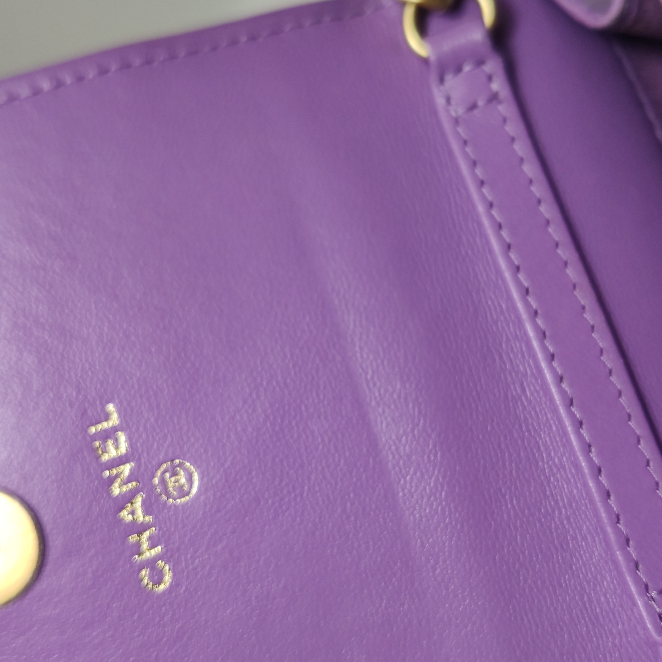 Chanel Pearl Crush Phone Holder Crossbody Bag Quilted Lambskin — photo 8 of 21