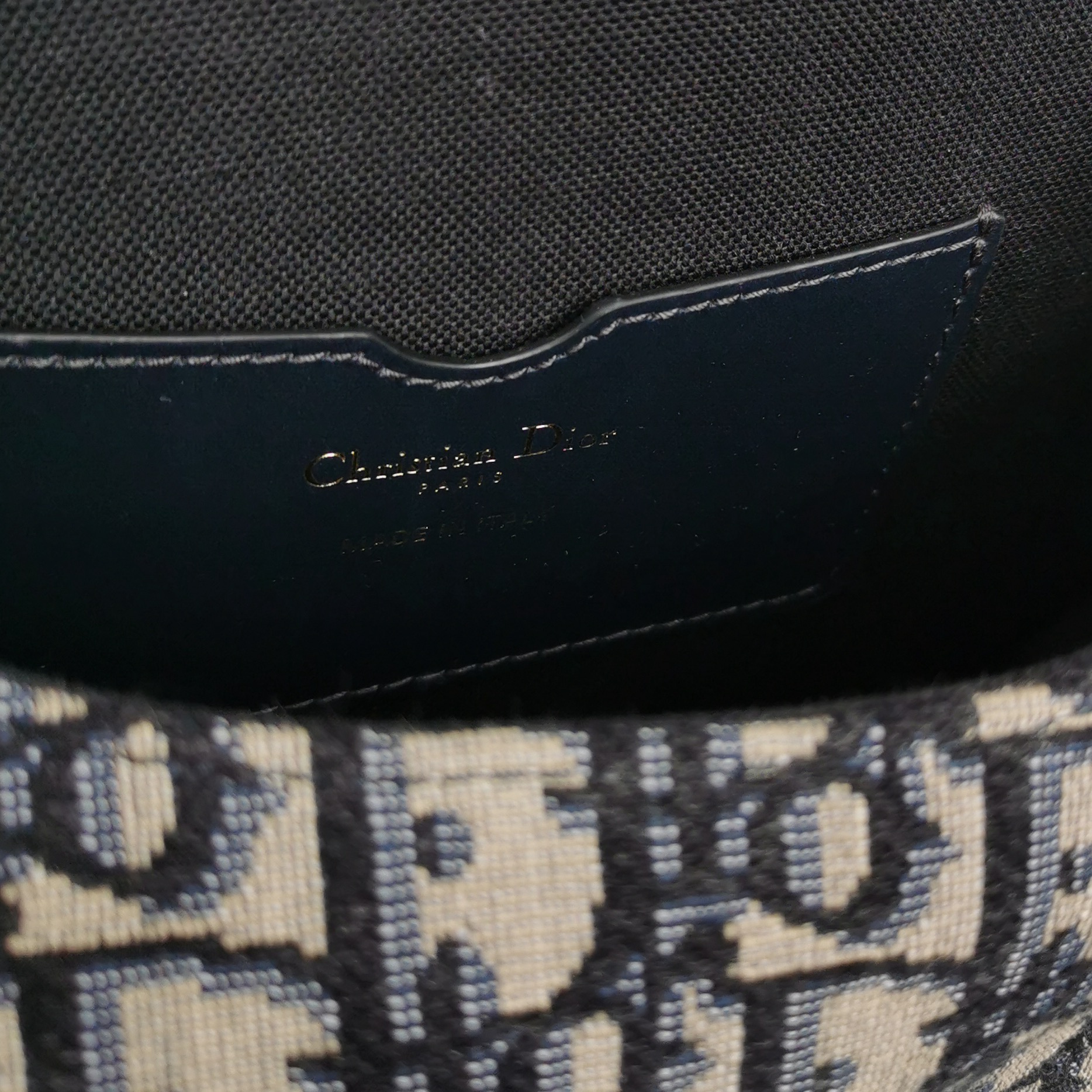 Christian Dior Bobby Flap Bag Oblique Canvas Medium — photo 7 of 11