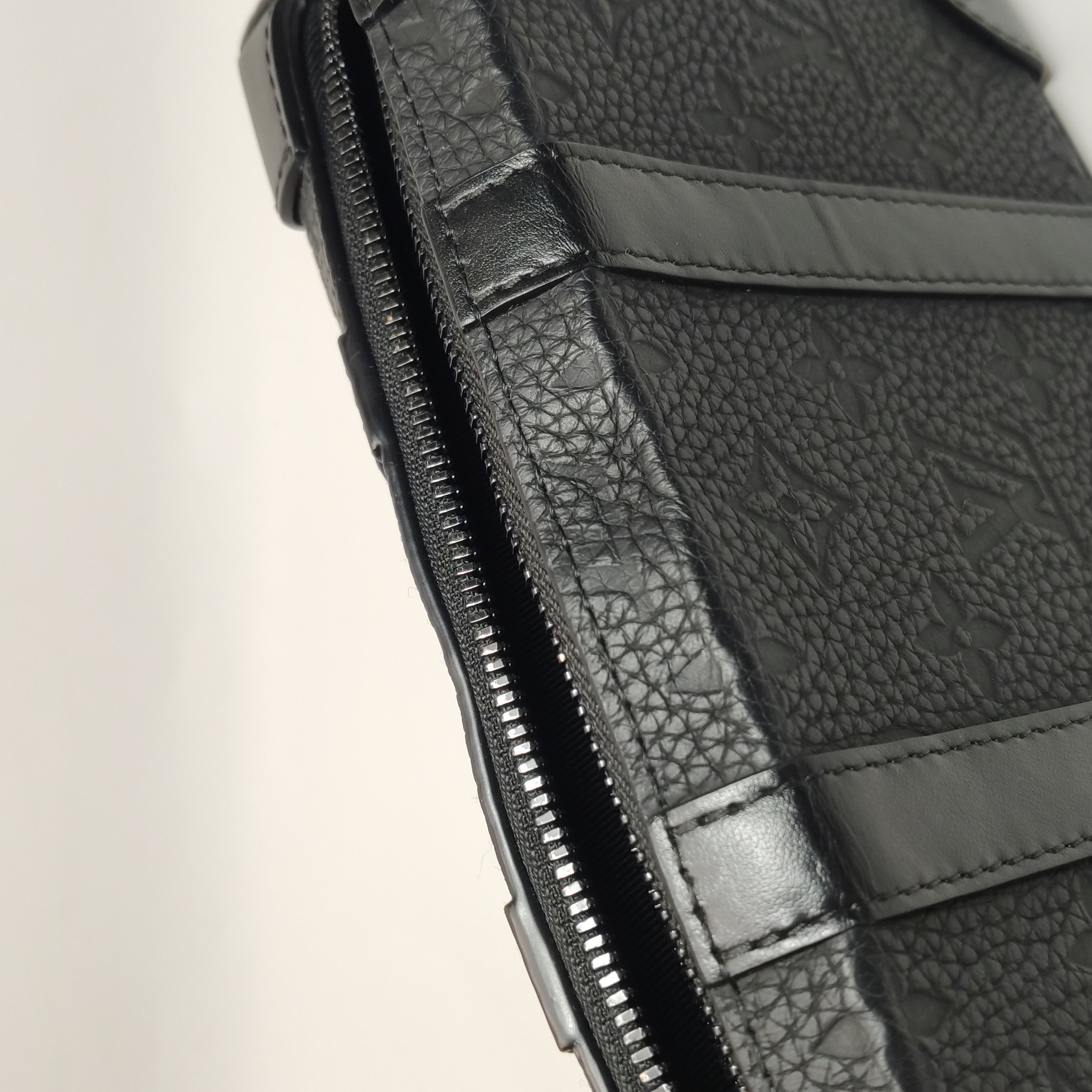 Louis Vuitton(LV) Handle Soft Trunk Bag Monogram Taurillon Leather — photo 10 of 14