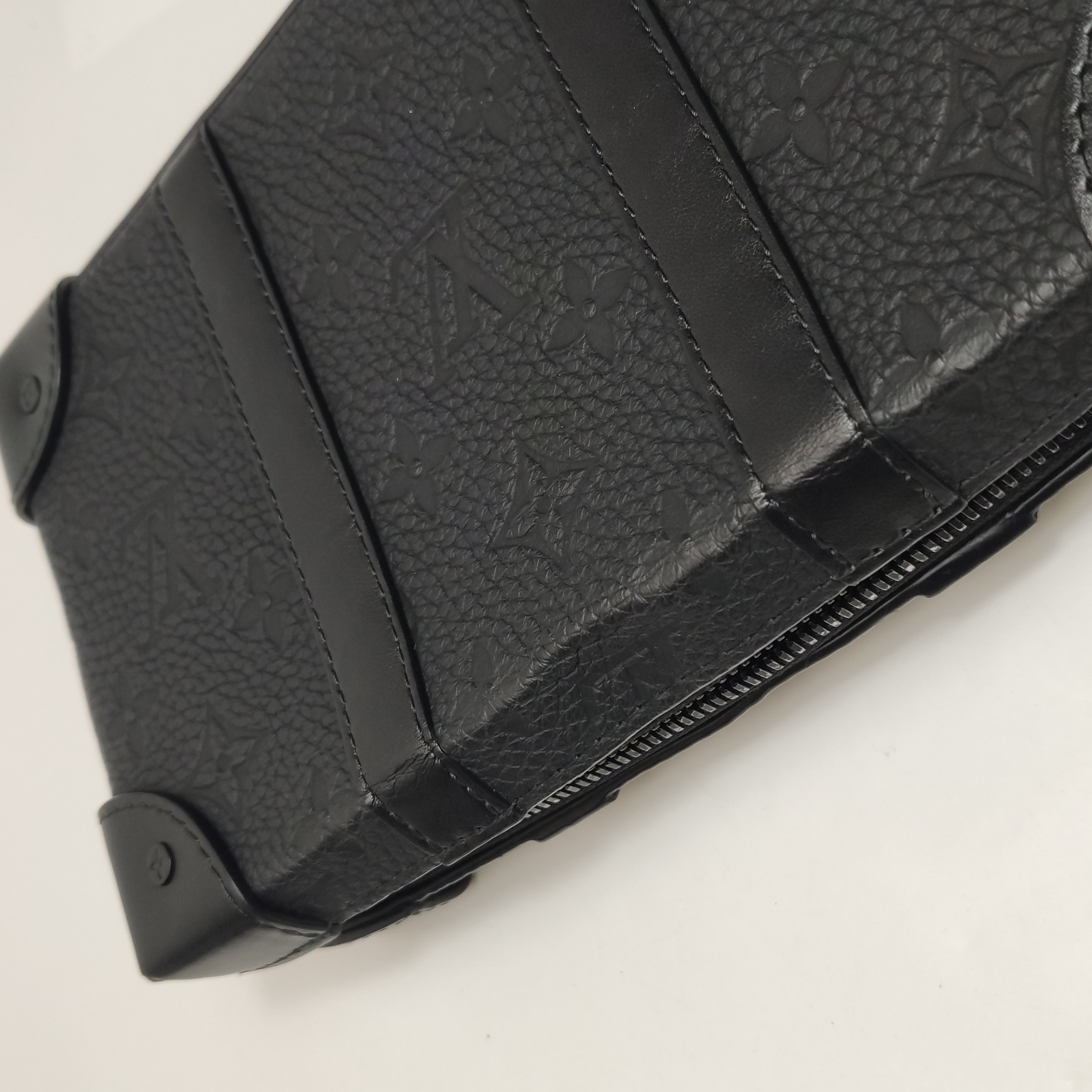 Louis Vuitton(LV) Handle Soft Trunk Bag Monogram Taurillon Leather — photo 14 of 14