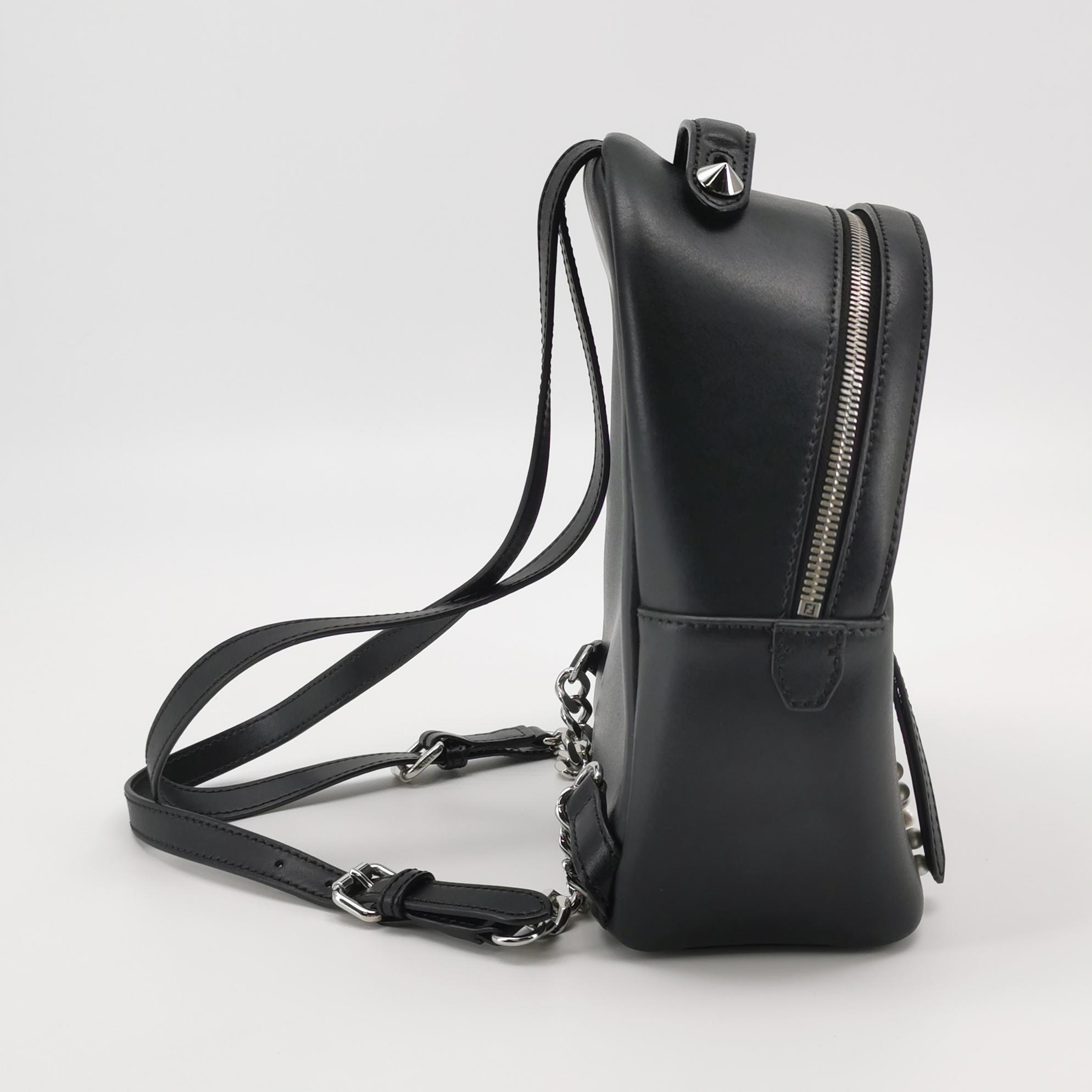 Fendi Cowhide Pearl Bow Backpack — photo 3 of 23