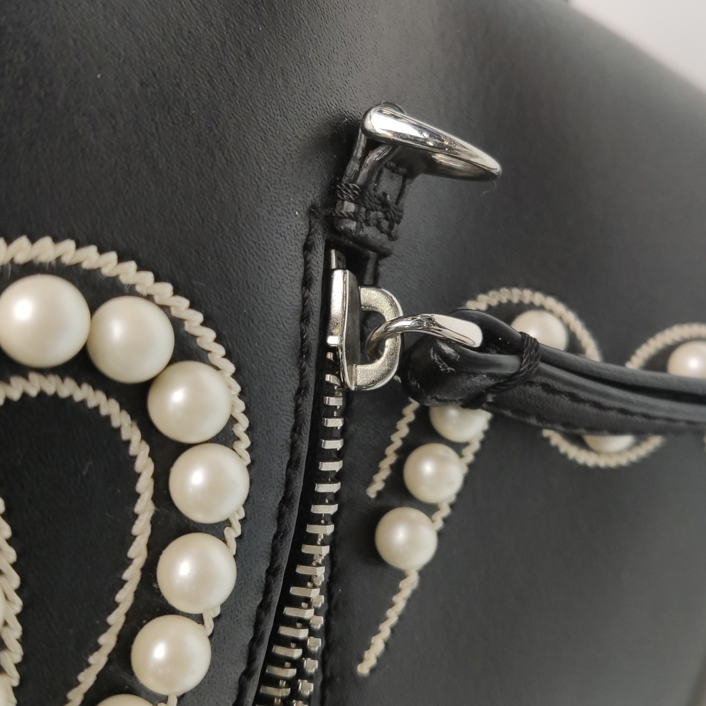 Fendi Cowhide Pearl Bow Backpack — photo 12 of 23