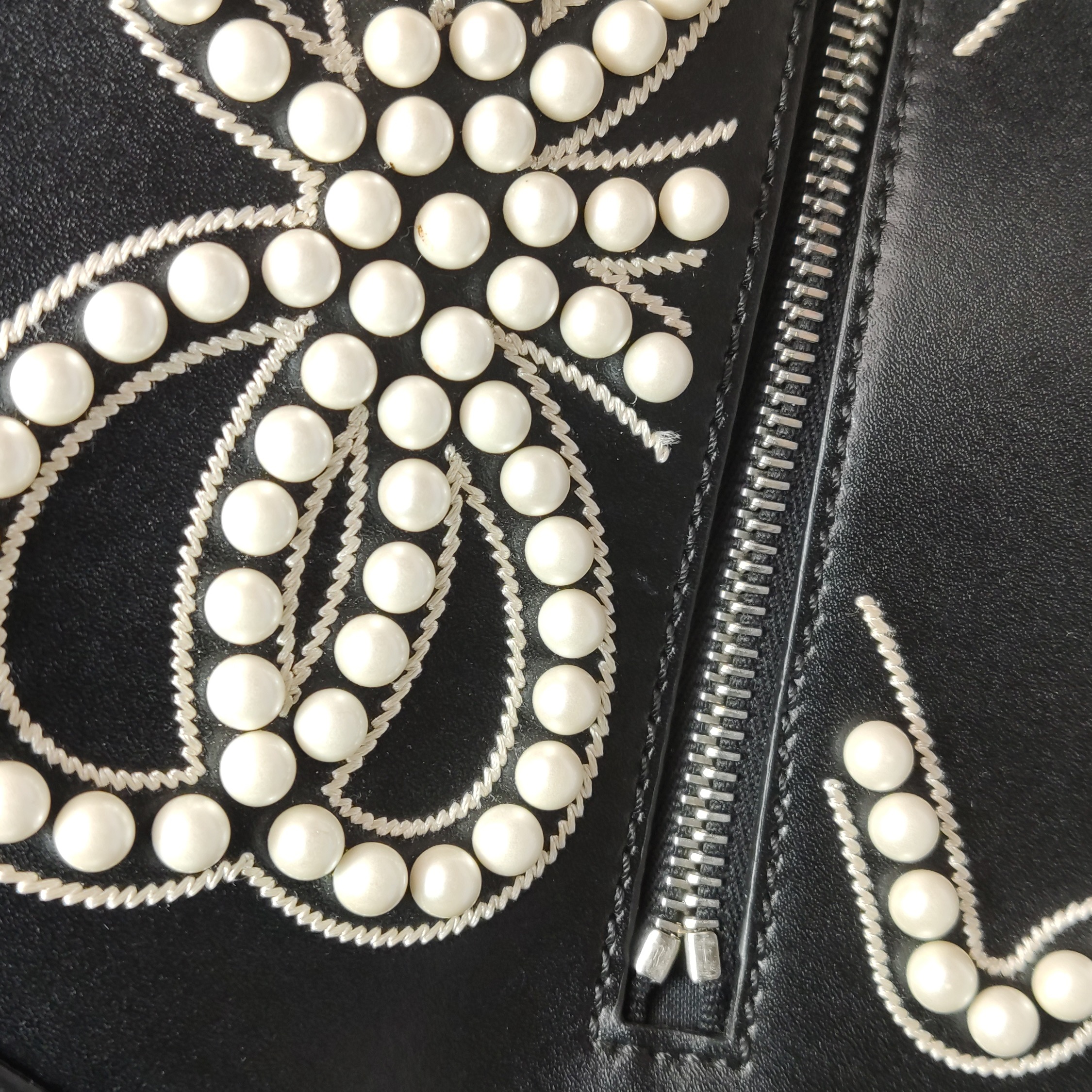 Fendi Cowhide Pearl Bow Backpack — photo 11 of 23