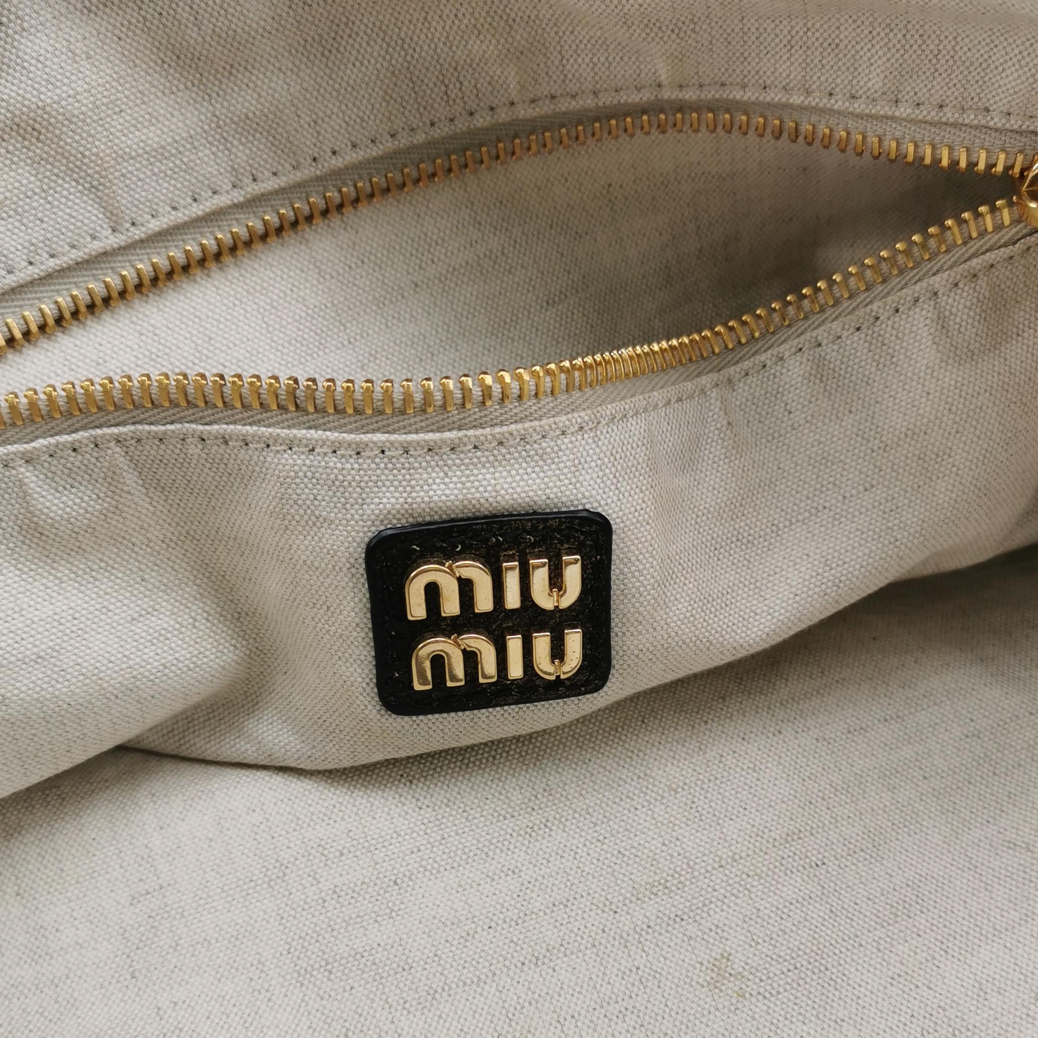 Miu Miu Ivy Hobo Bag Leather — photo 8 of 15