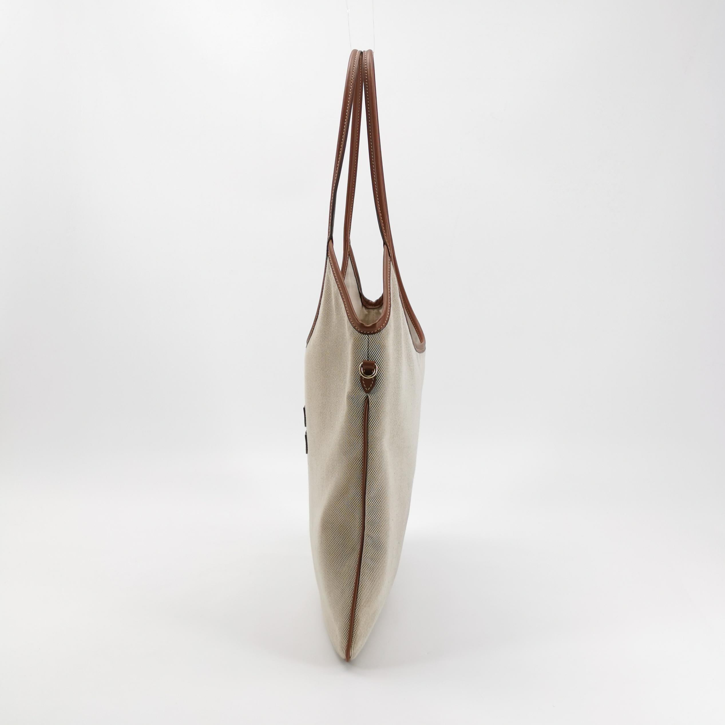 Miu Miu Ivy Hobo Bag Leather — photo 3 of 14