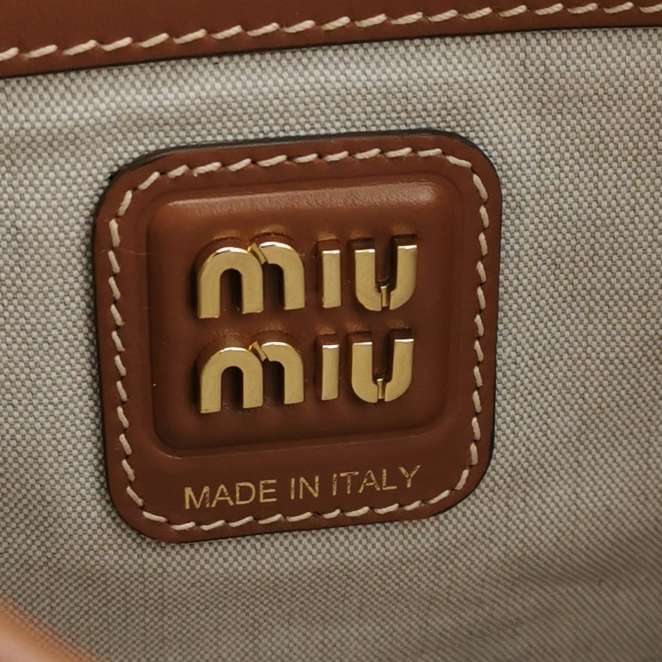Miu Miu Ivy Hobo Bag Leather — photo 8 of 13