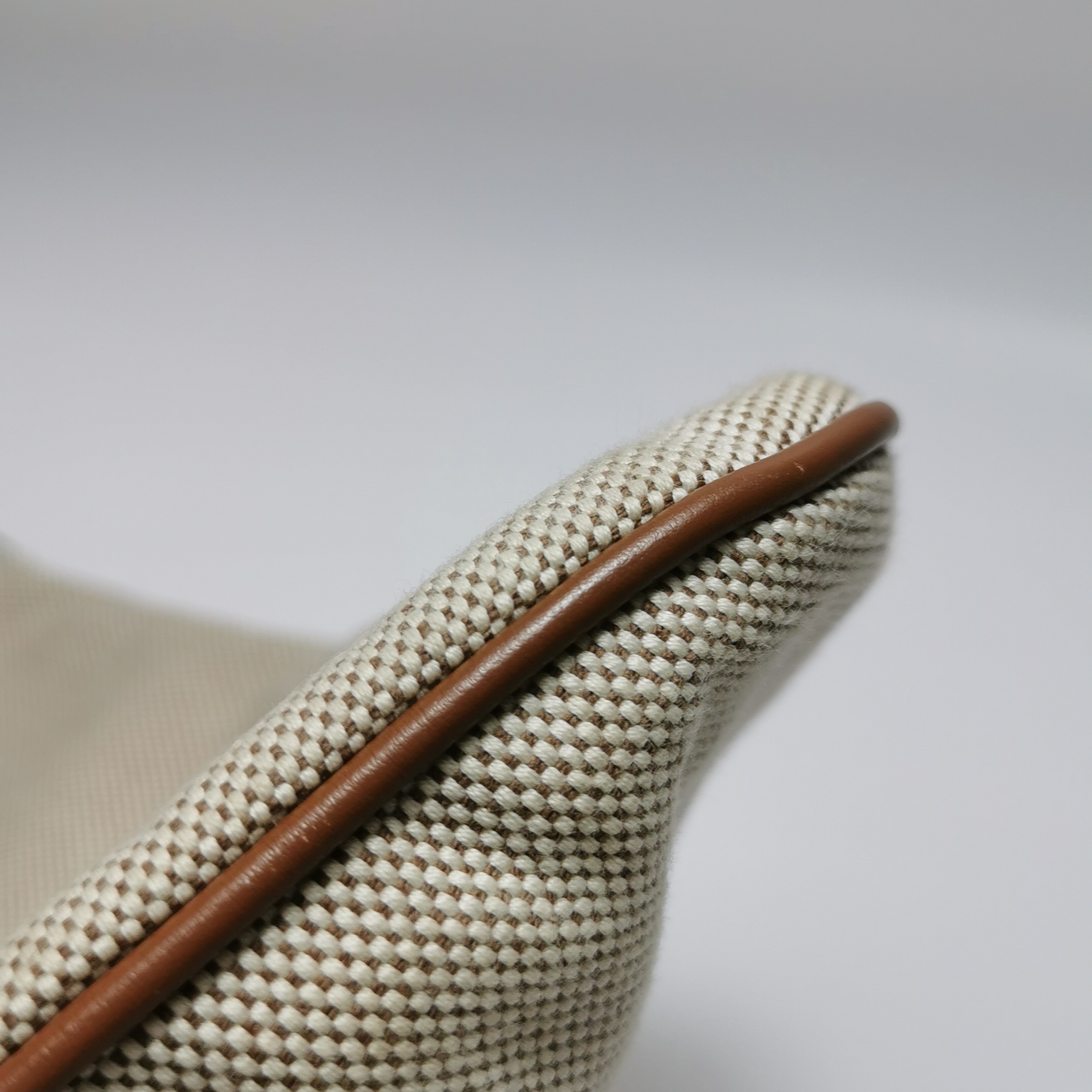 Miu Miu Ivy Hobo Bag Leather — photo 10 of 14