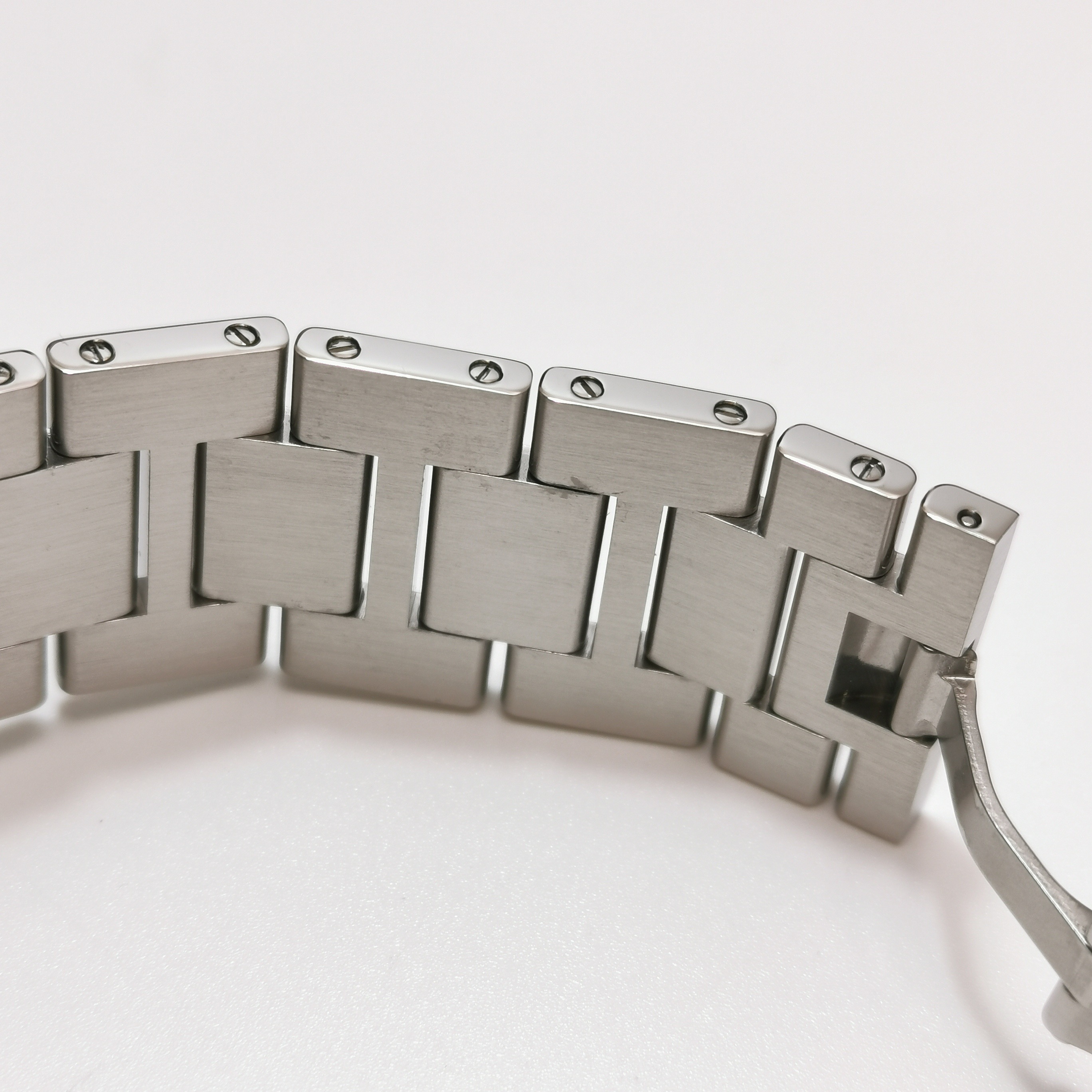 Cartier Ronde Solo de Cartier Automatic Watch Stainless Steel 42 — photo 8 of 9
