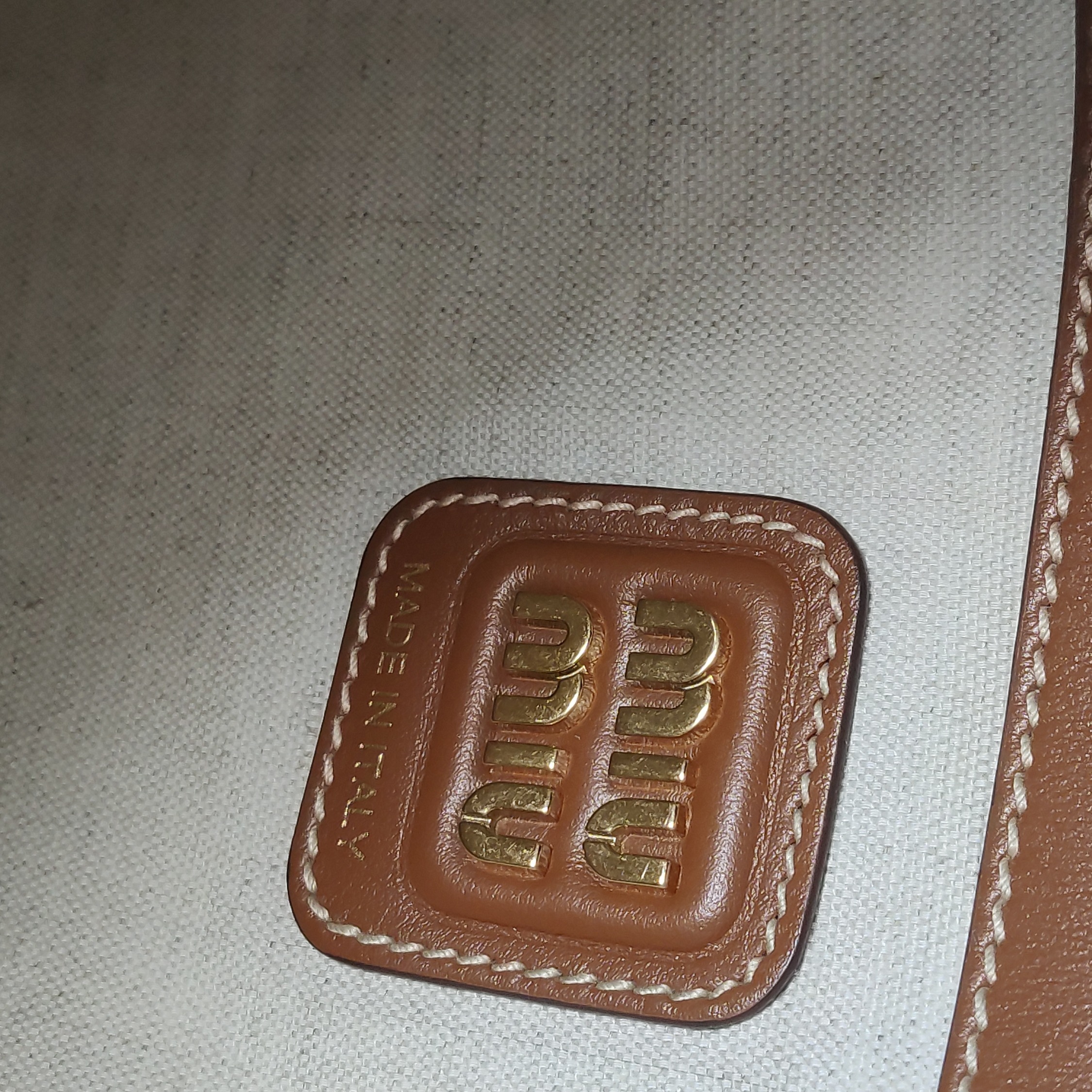 Miu Miu Ivy Hobo Bag Leather — photo 9 of 13