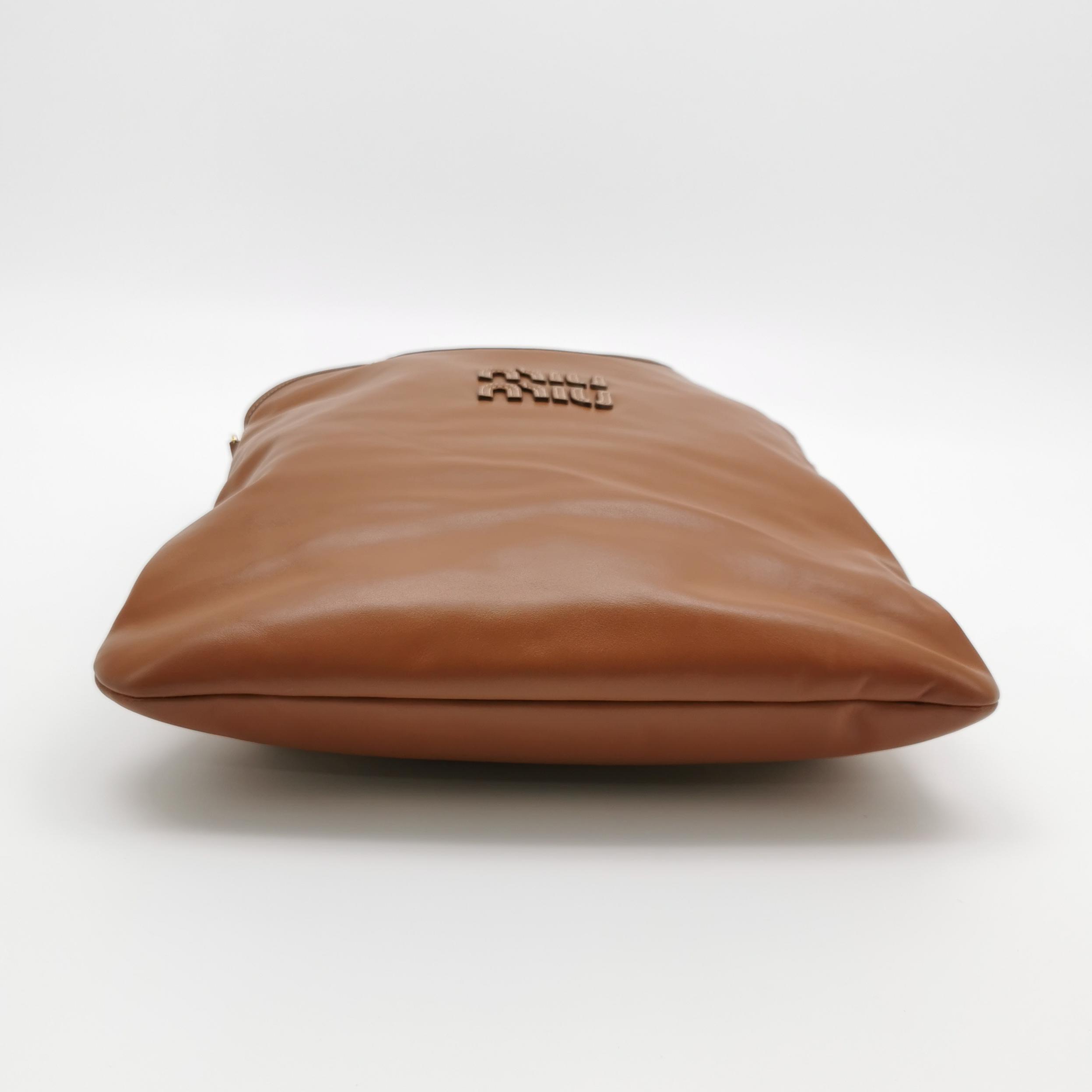 Miu Miu Ivy Hobo Bag Leather — photo 6 of 14
