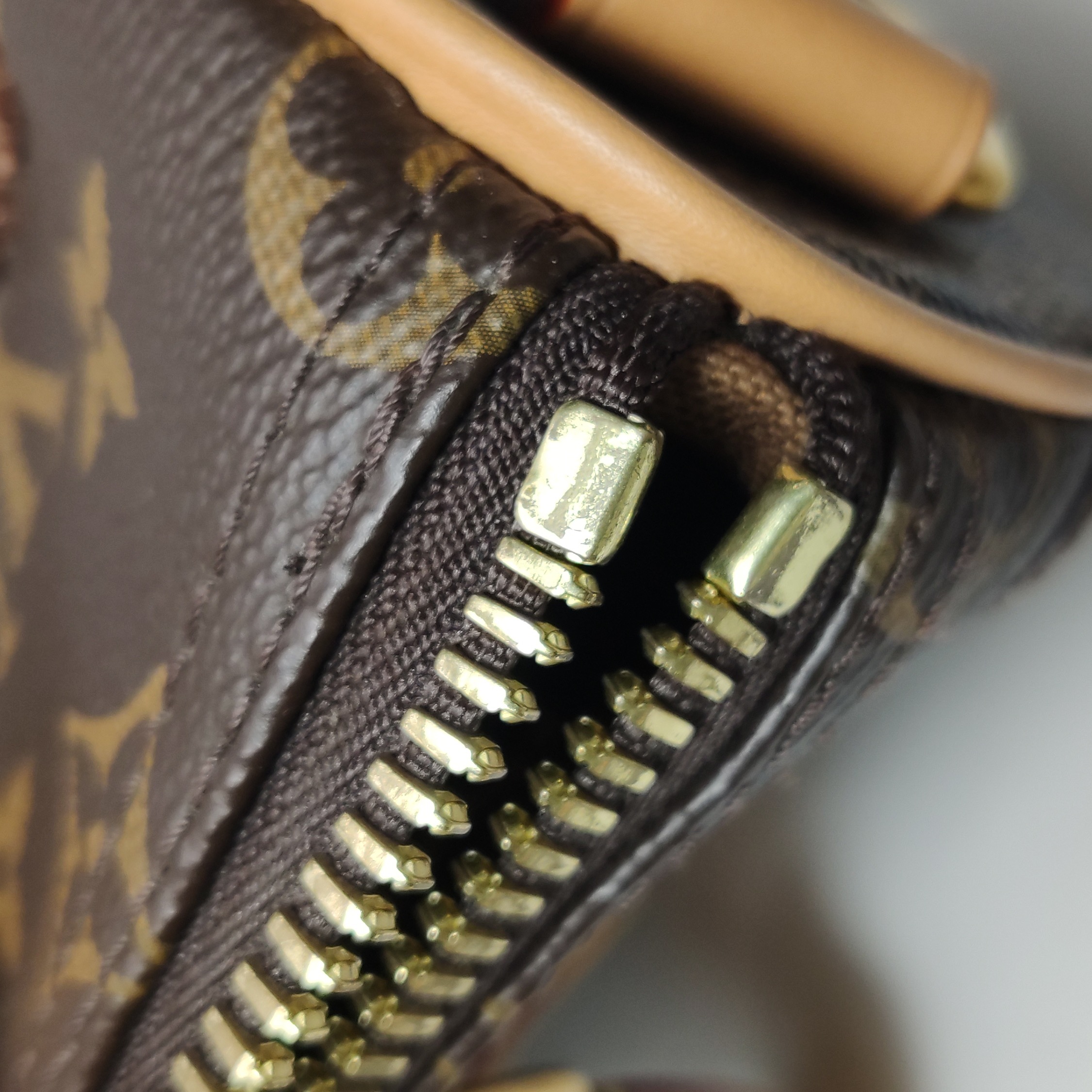 Louis Vuitton(LV) Keepall Bandouliere Bag Limited Edition Monogram Landscape Canvas 25 — photo 13 of 23