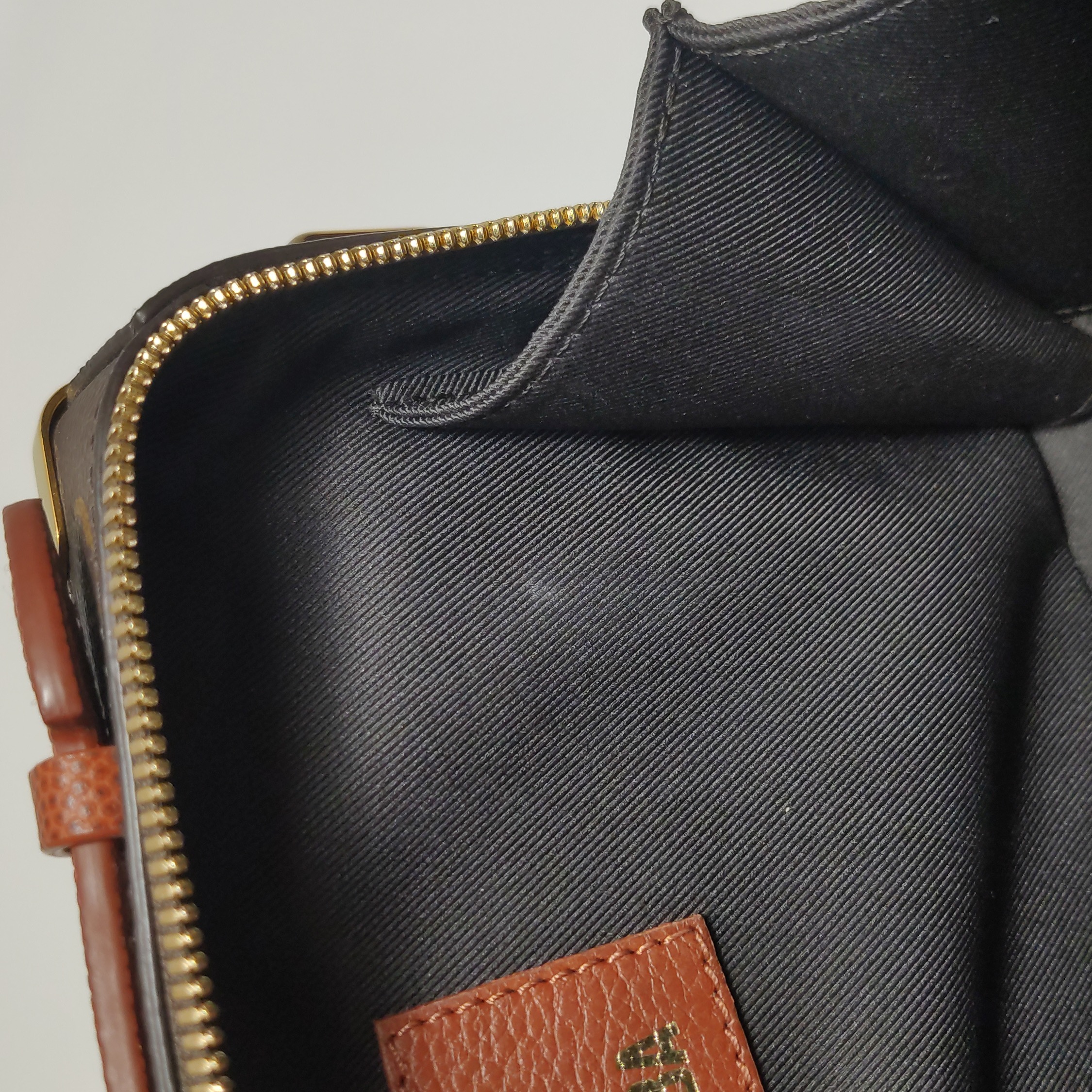 Louis Vuitton(LV) x NBA Handle Trunk Bag Monogram Canvas — photo 10 of 16