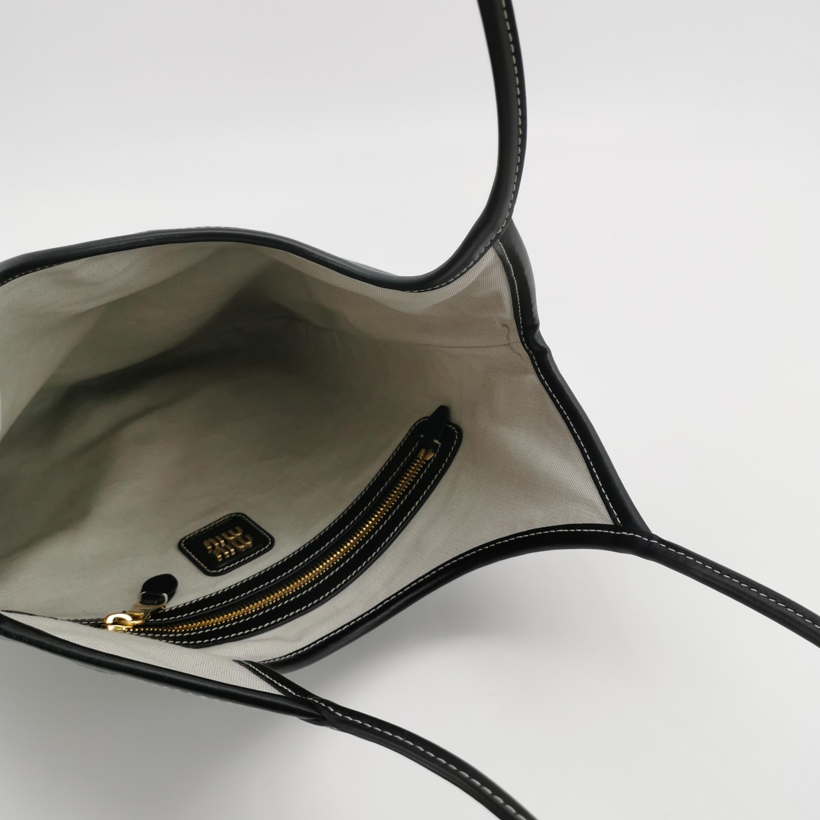 Miu Miu Ivy Hobo Bag Leather — photo 7 of 13