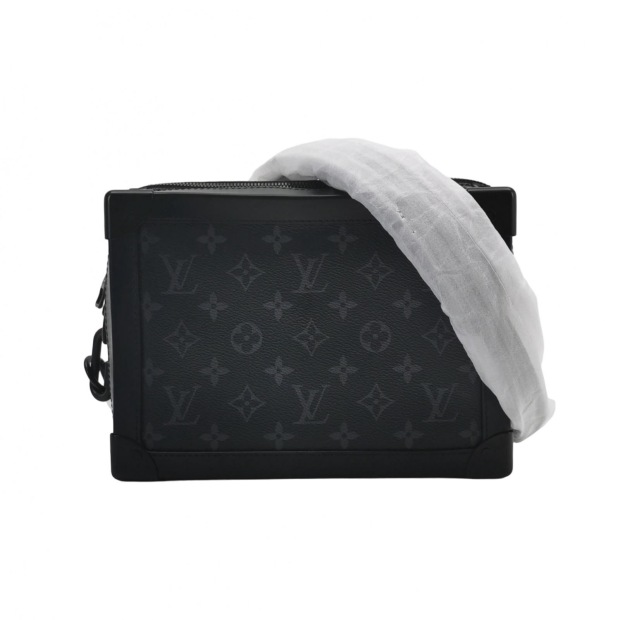 Louis Vuitton(LV) Soft Trunk Bag Monogram Eclipse Canvas — pre-owned, Vierlot