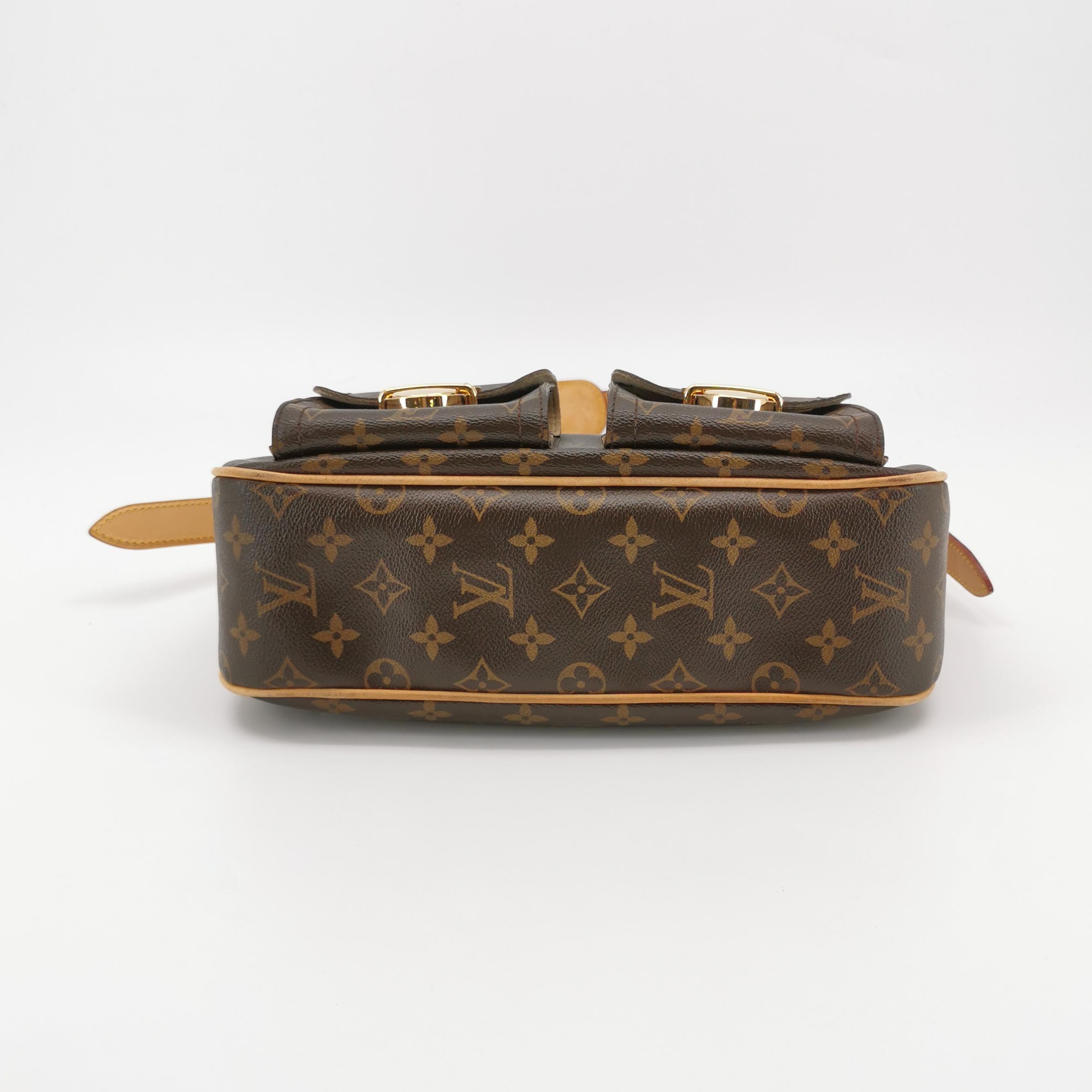 Louis Vuitton(LV) Hudson Handbag Monogram Canvas GM — photo 6 of 23