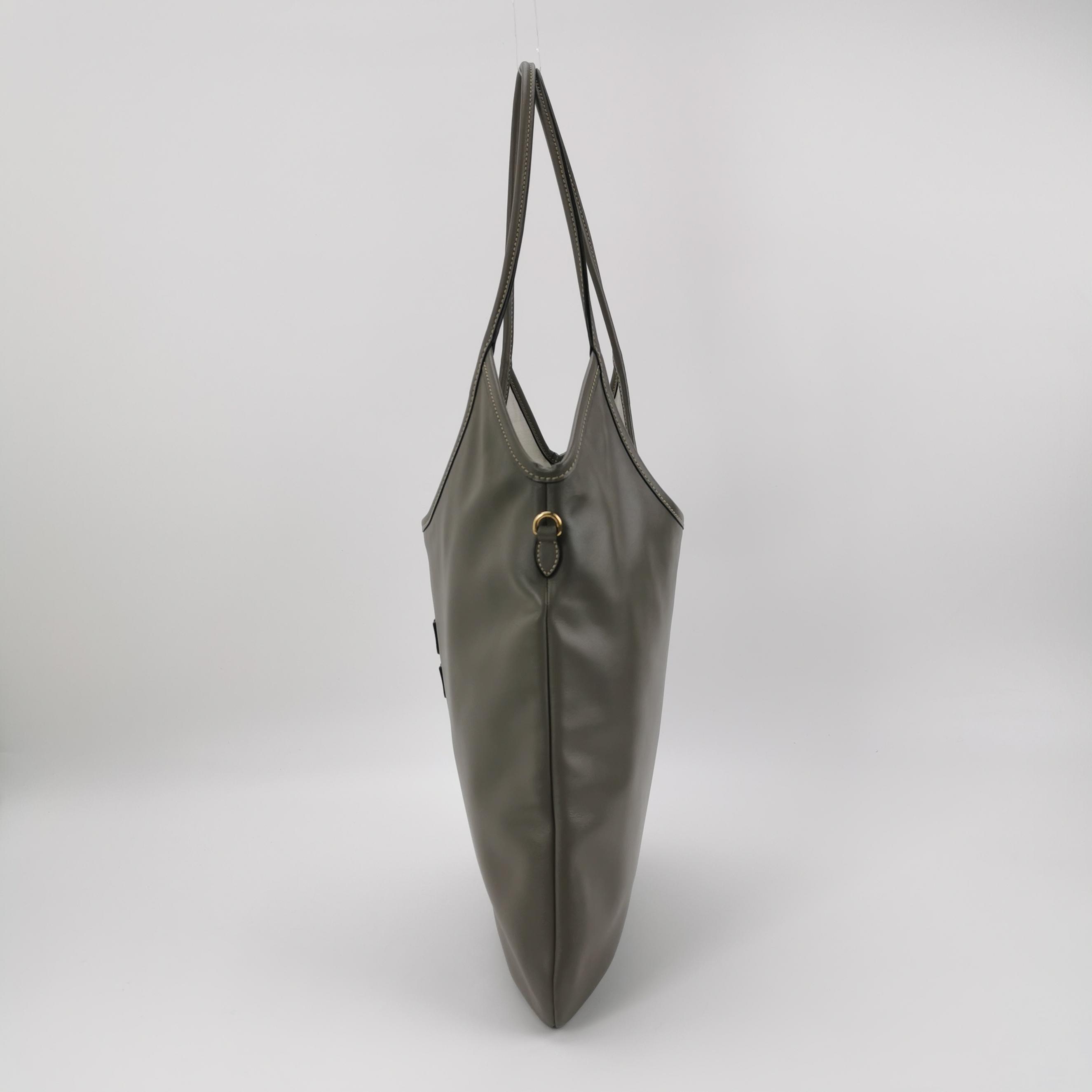 Miu Miu Ivy Hobo Bag Leather — photo 4 of 12