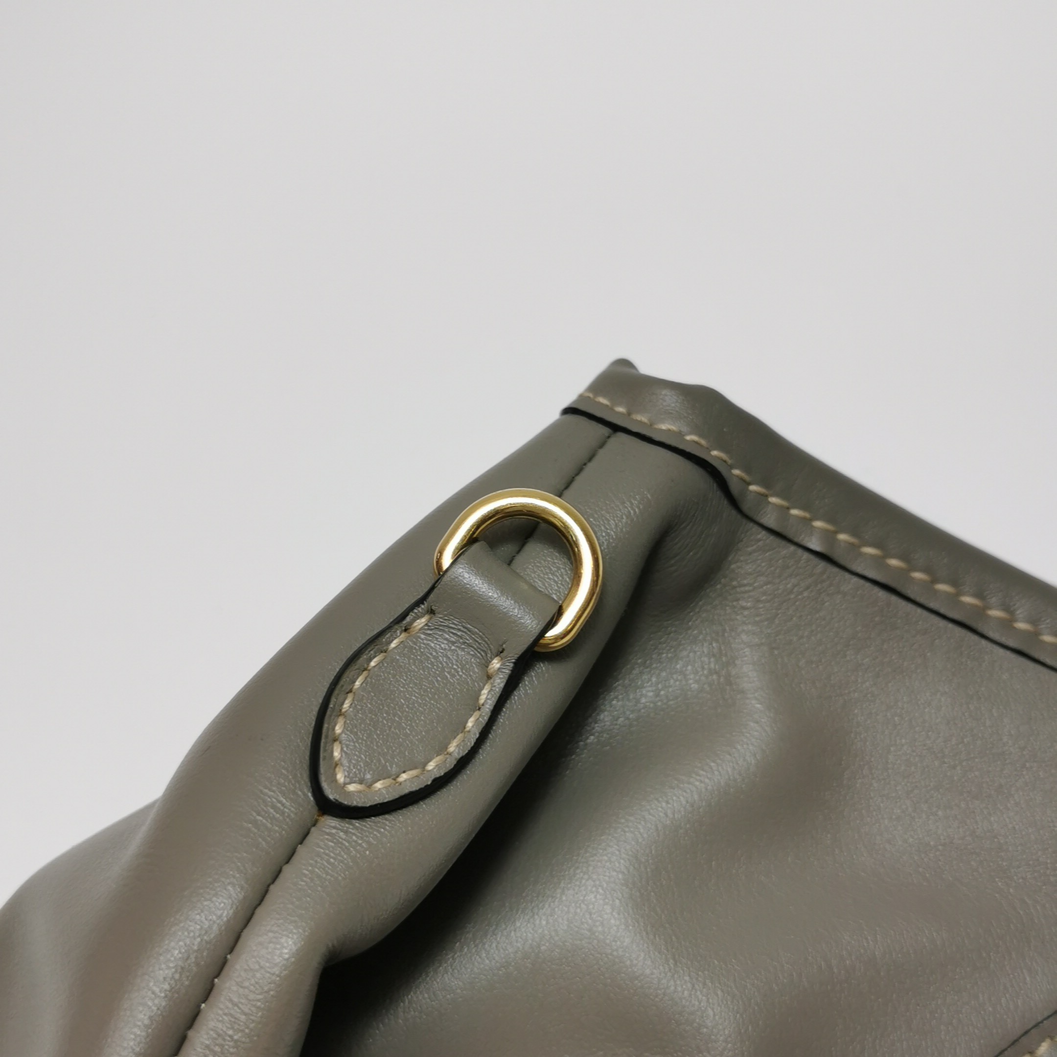 Miu Miu Ivy Hobo Bag Leather — photo 11 of 12