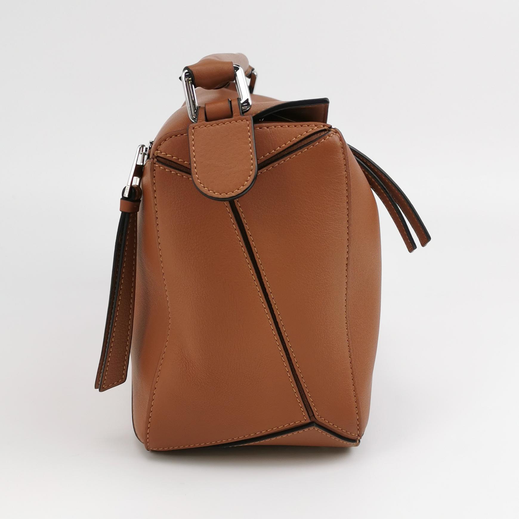 Loewe Puzzle Bag Leather Medium — photo 4 of 13