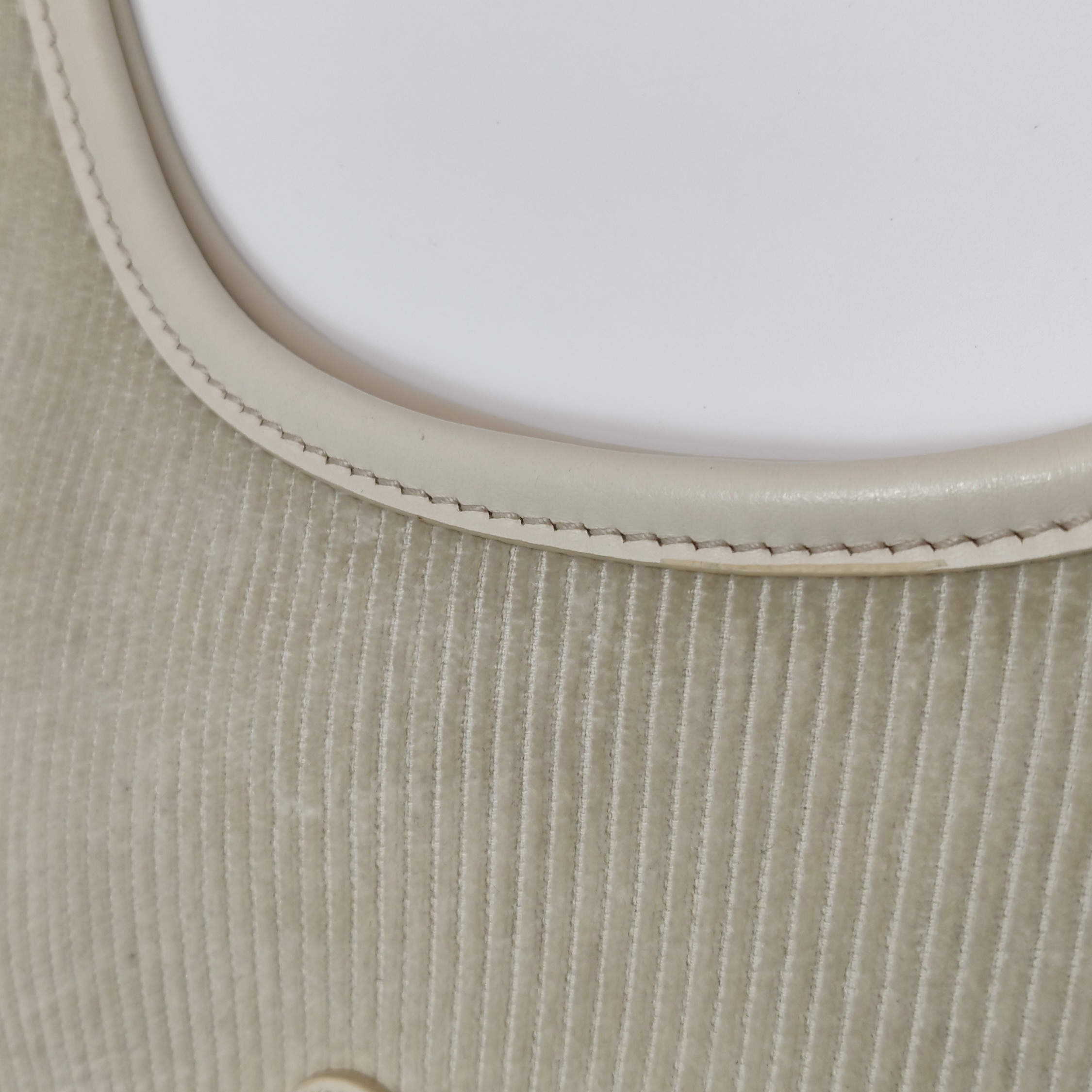 Miu Miu Ivy Hobo Bag leather And Velvet — photo 13 of 14
