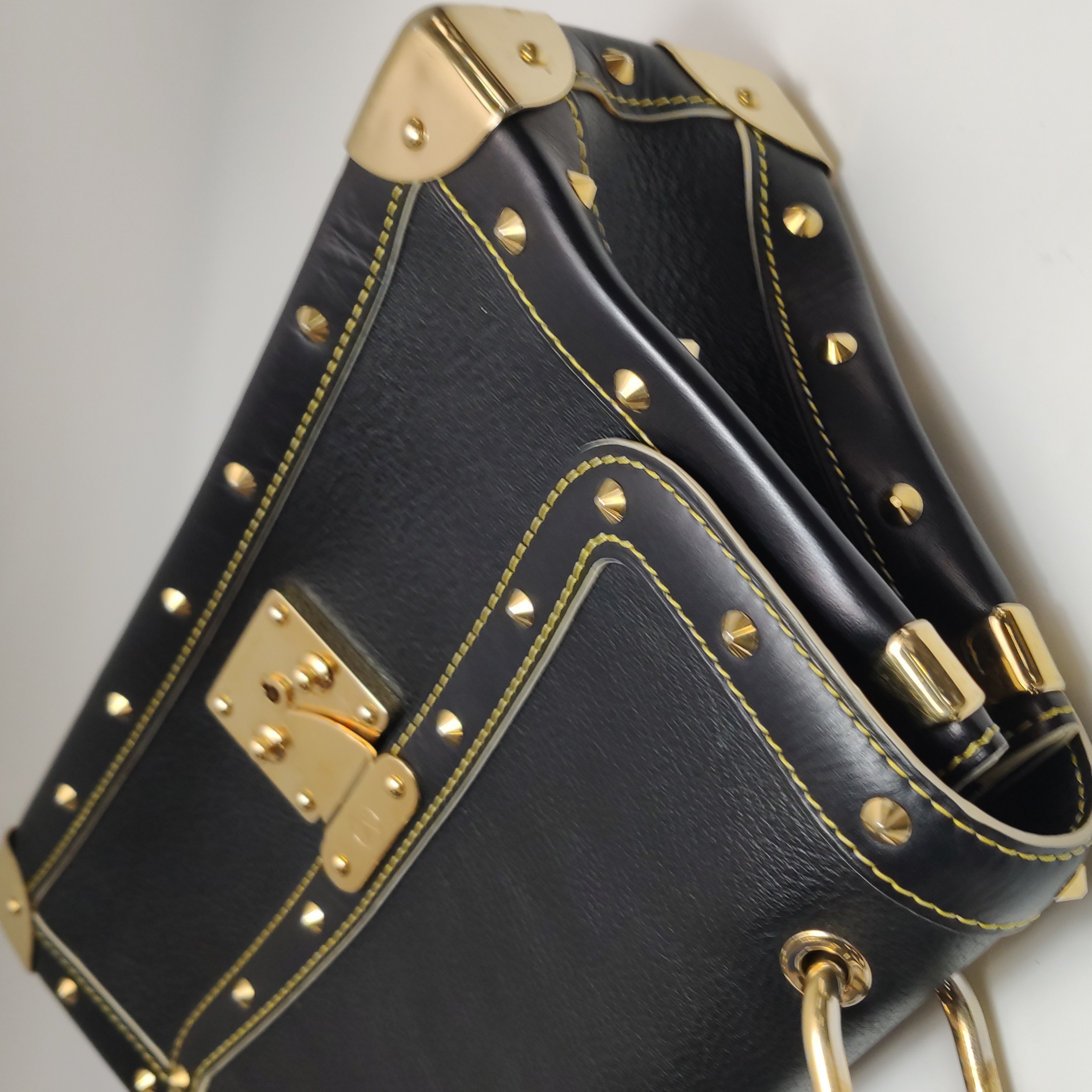 Louis Vuitton（LV） Suhali Le Talentueux Handbag Leather — photo 20 of 20