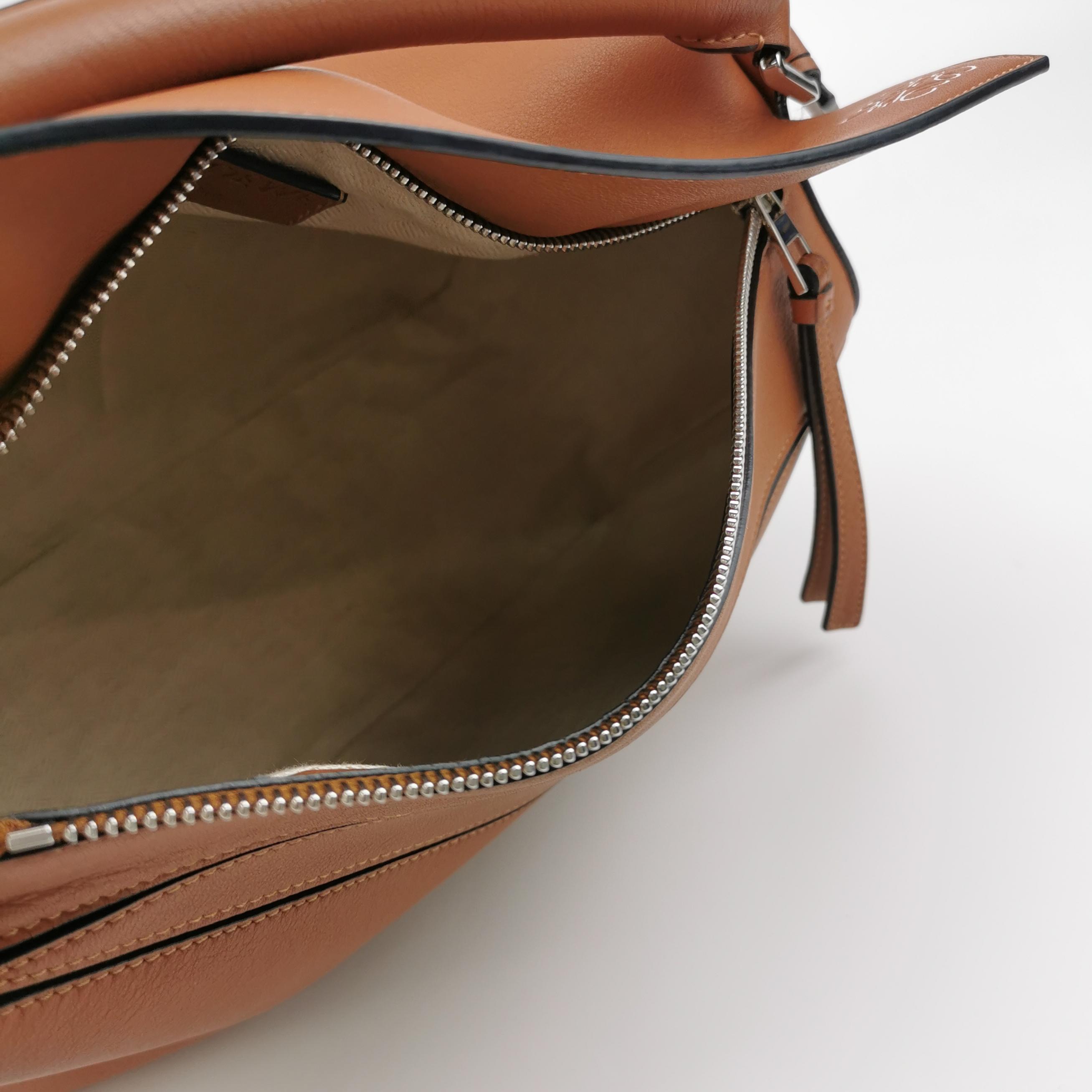 Loewe Puzzle Bag Leather Medium — photo 8 of 13