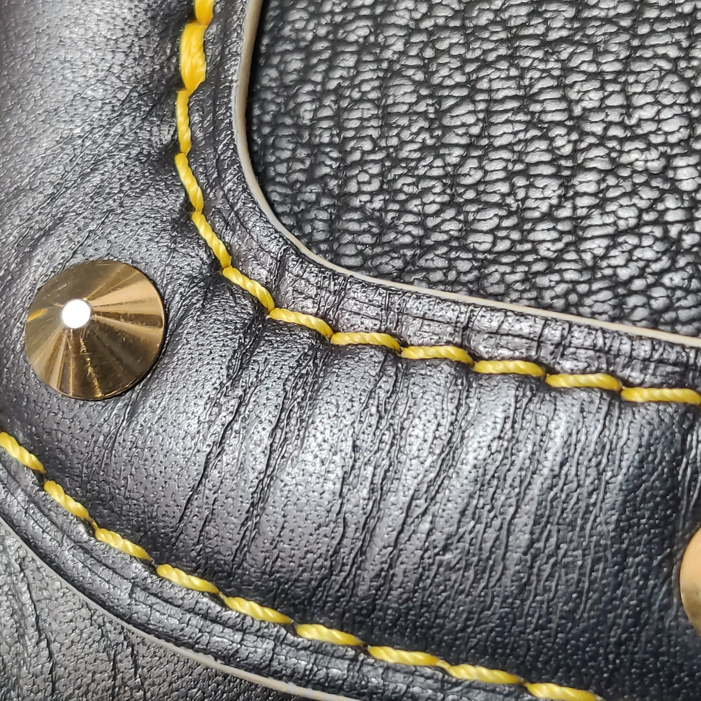 Louis Vuitton（LV） Suhali Le Talentueux Handbag Leather — photo 14 of 20