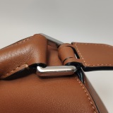 Loewe Puzzle Bag Leather Medium — thumbnail 10
