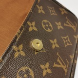 Louis Vuitton(LV) Ivy Wallet on Chain Monogram Canvas — thumbnail 7