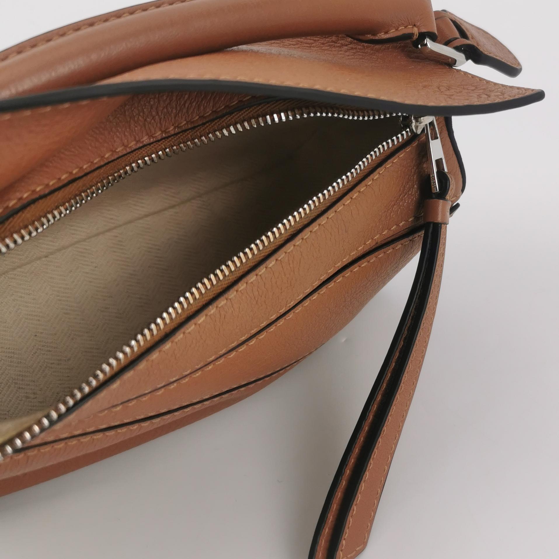 Loewe Puzzle Bag Leather Mini — photo 9 of 13