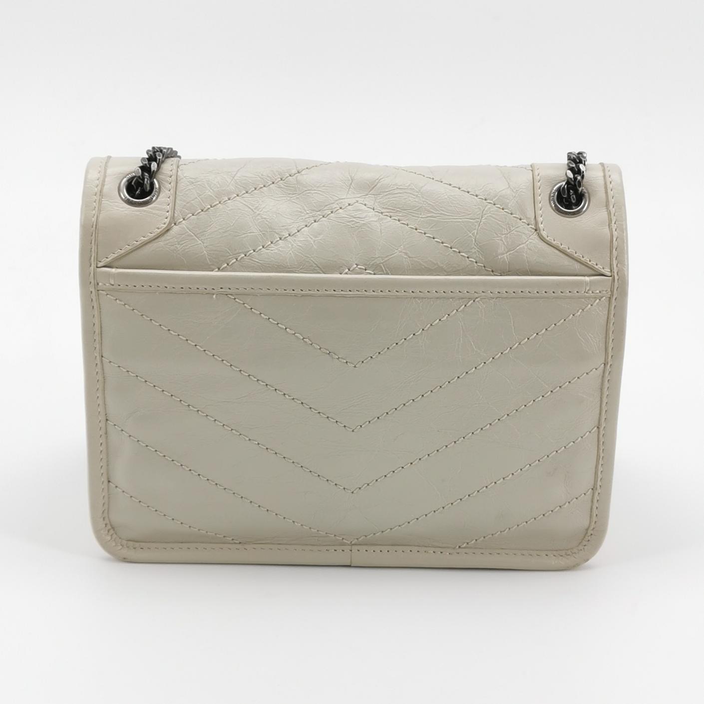 Saint Laurent(YSL) Niki Chain Flap Bag Matelasse Chevron Leather Small — photo 5 of 13