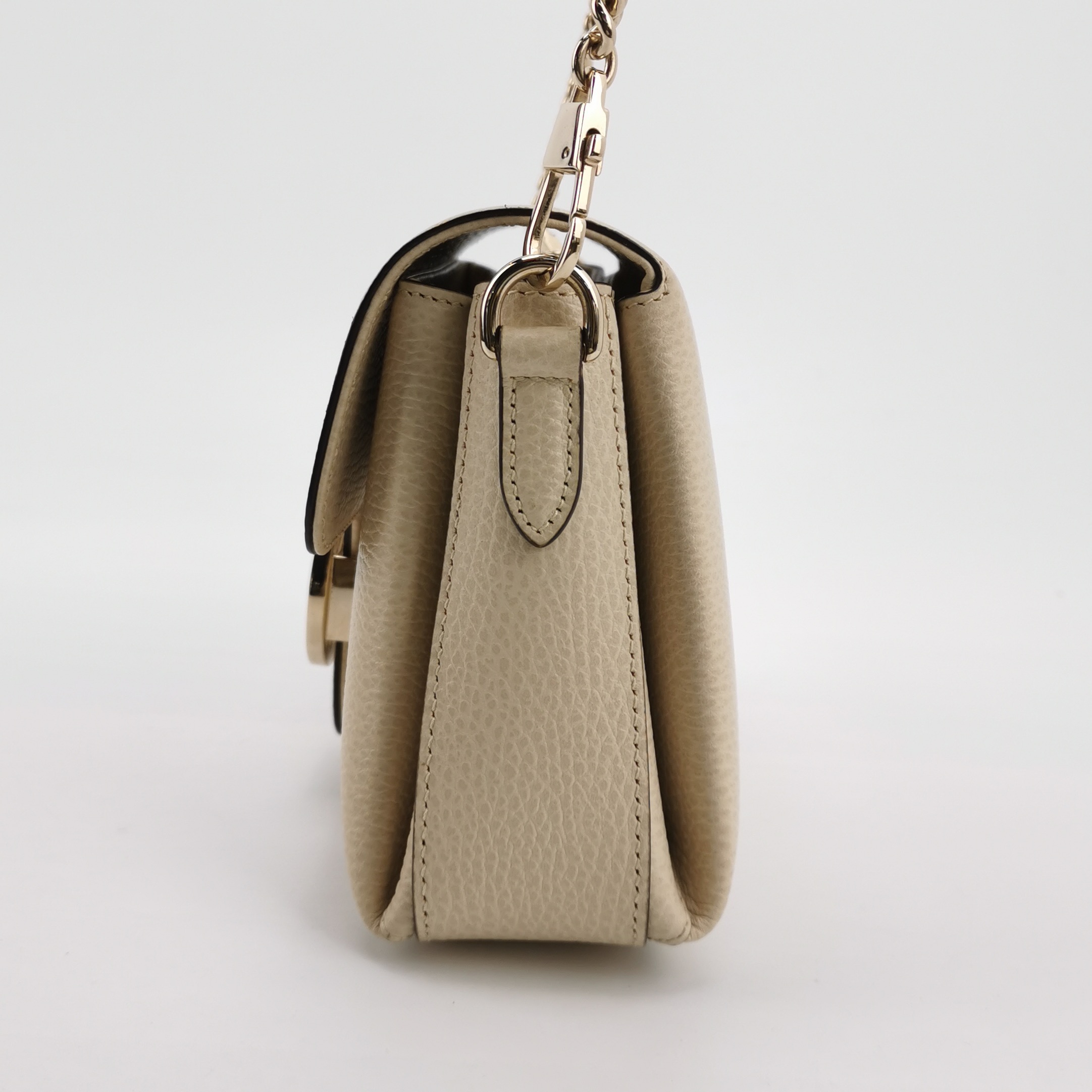 Gucci Interlocking Shoulder Bag Leather — photo 4 of 12