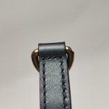 Louis Vuitton(LV) New Wave Chain Bag Quilted Leather PM — thumbnail 15