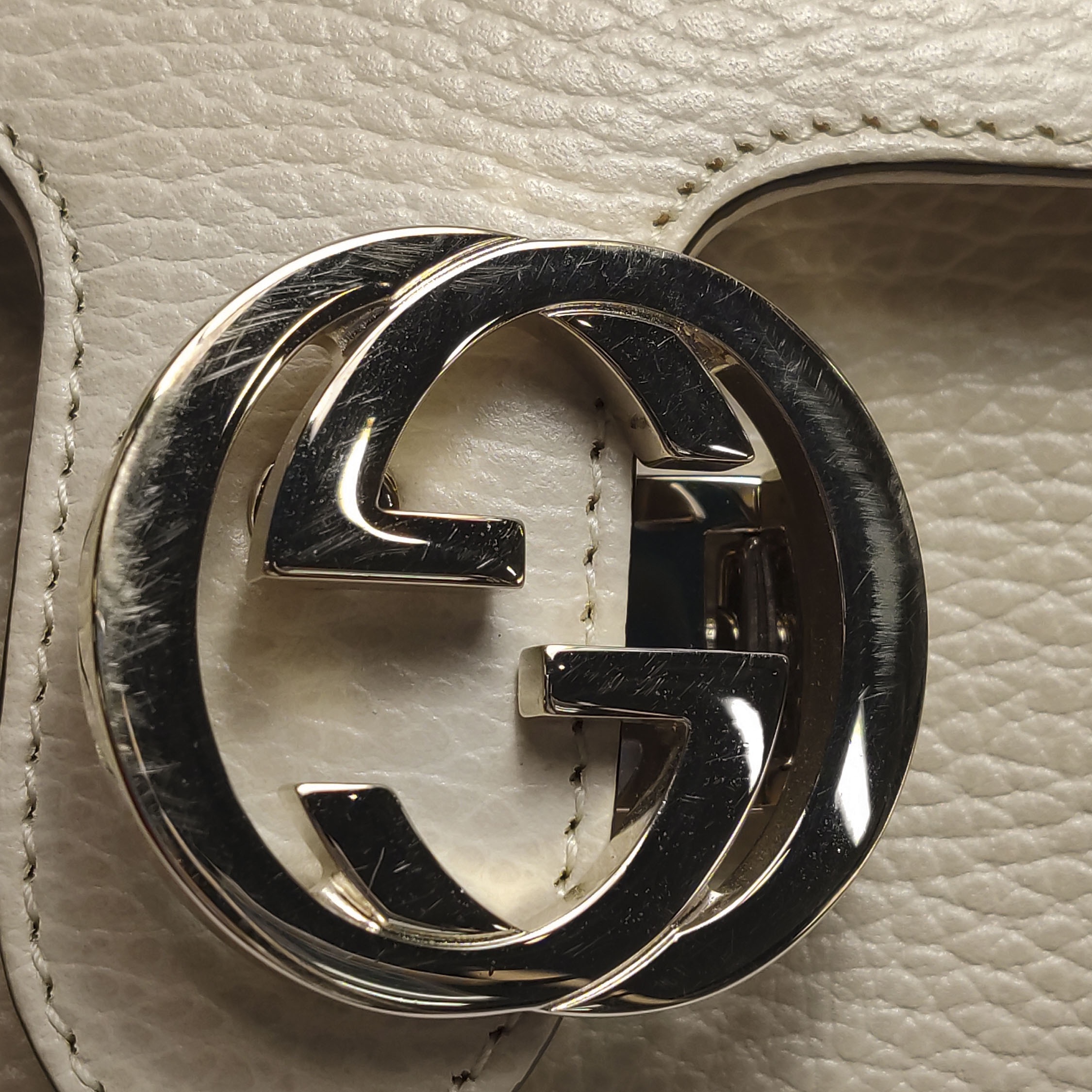 Gucci Interlocking Shoulder Bag Leather — photo 9 of 12