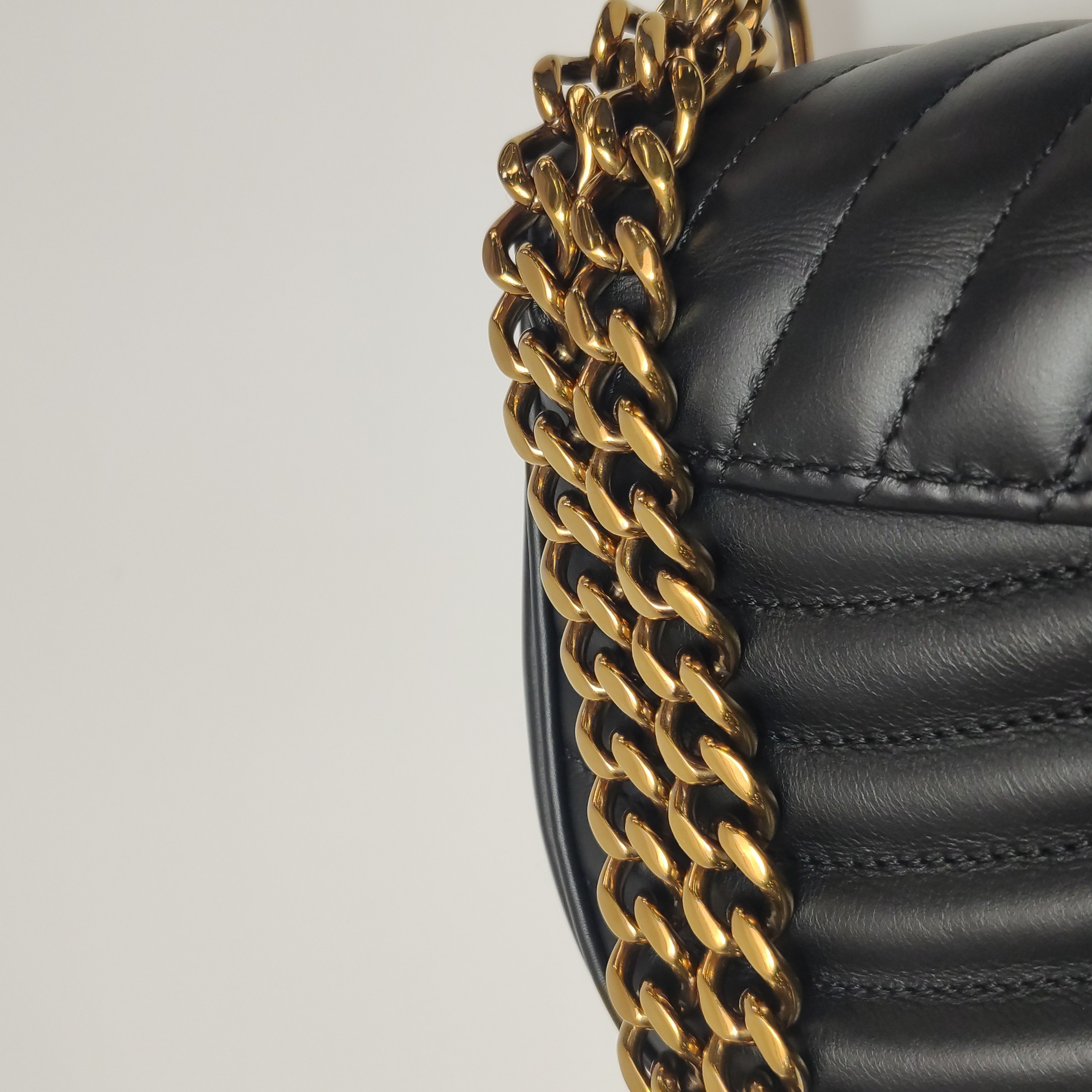Louis Vuitton(LV) New Wave Chain Bag Quilted Leather PM — photo 10 of 15