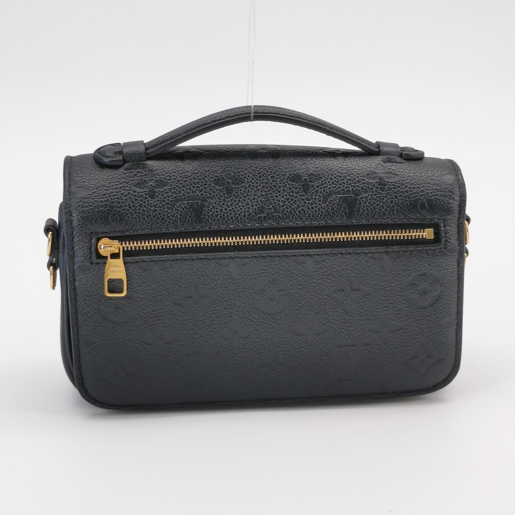 Louis Vuitton(LV) Pochette Metis East West Bag Monogram Empreinte Black — photo 6 of 14