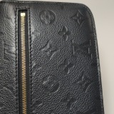 Louis Vuitton(LV) Pochette Metis East West Bag Monogram Empreinte Black — thumbnail 14