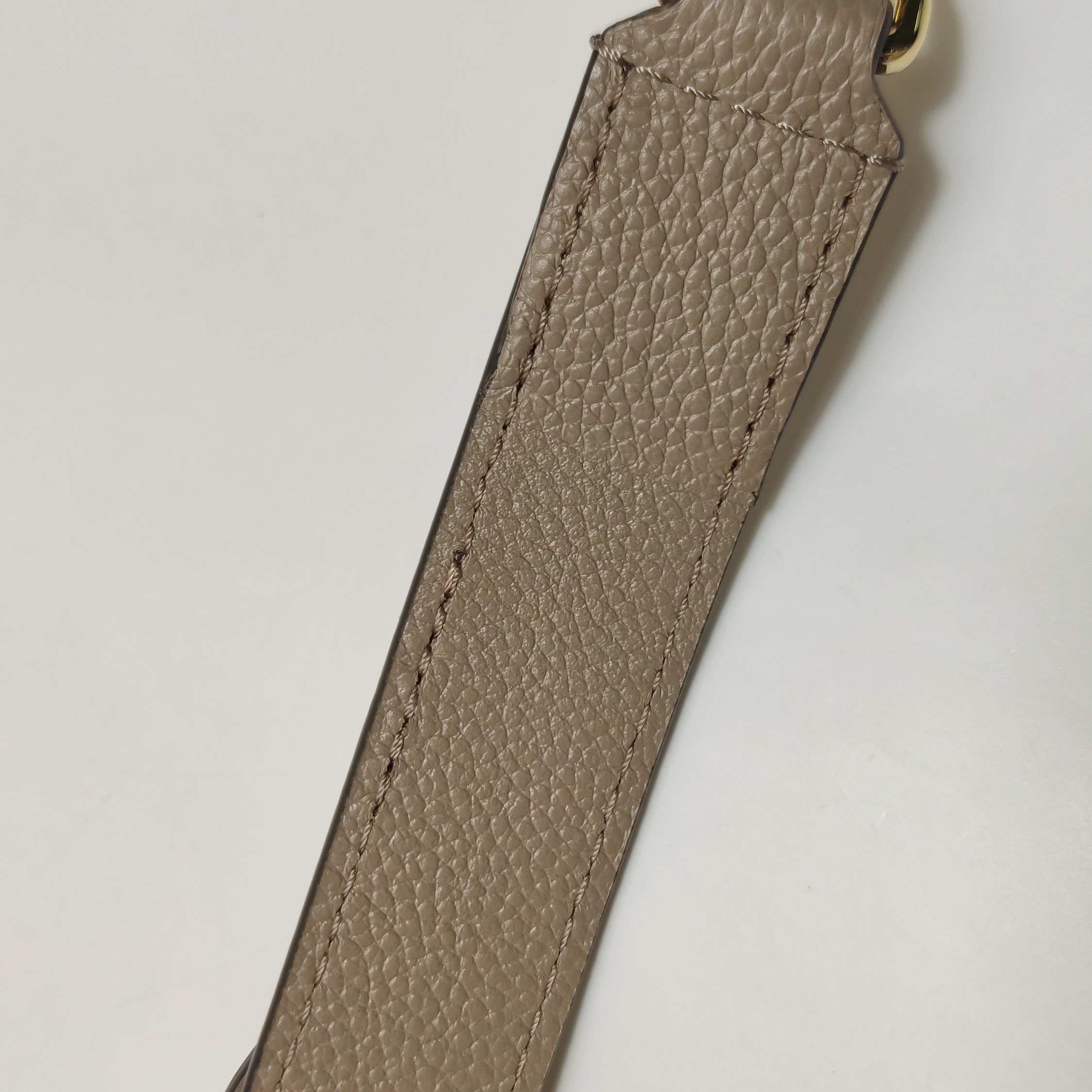 Louis Vuitton(LV) Madeleine Handbag Bicolor Monogram Empreinte Giant MM — photo 22 of 23