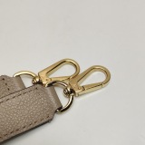 Louis Vuitton(LV) Madeleine Handbag Bicolor Monogram Empreinte Giant MM — thumbnail 14