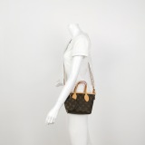 Louis Vuitton(LV) Neverfull NM Tote Monogram Canvas BB — thumbnail 2