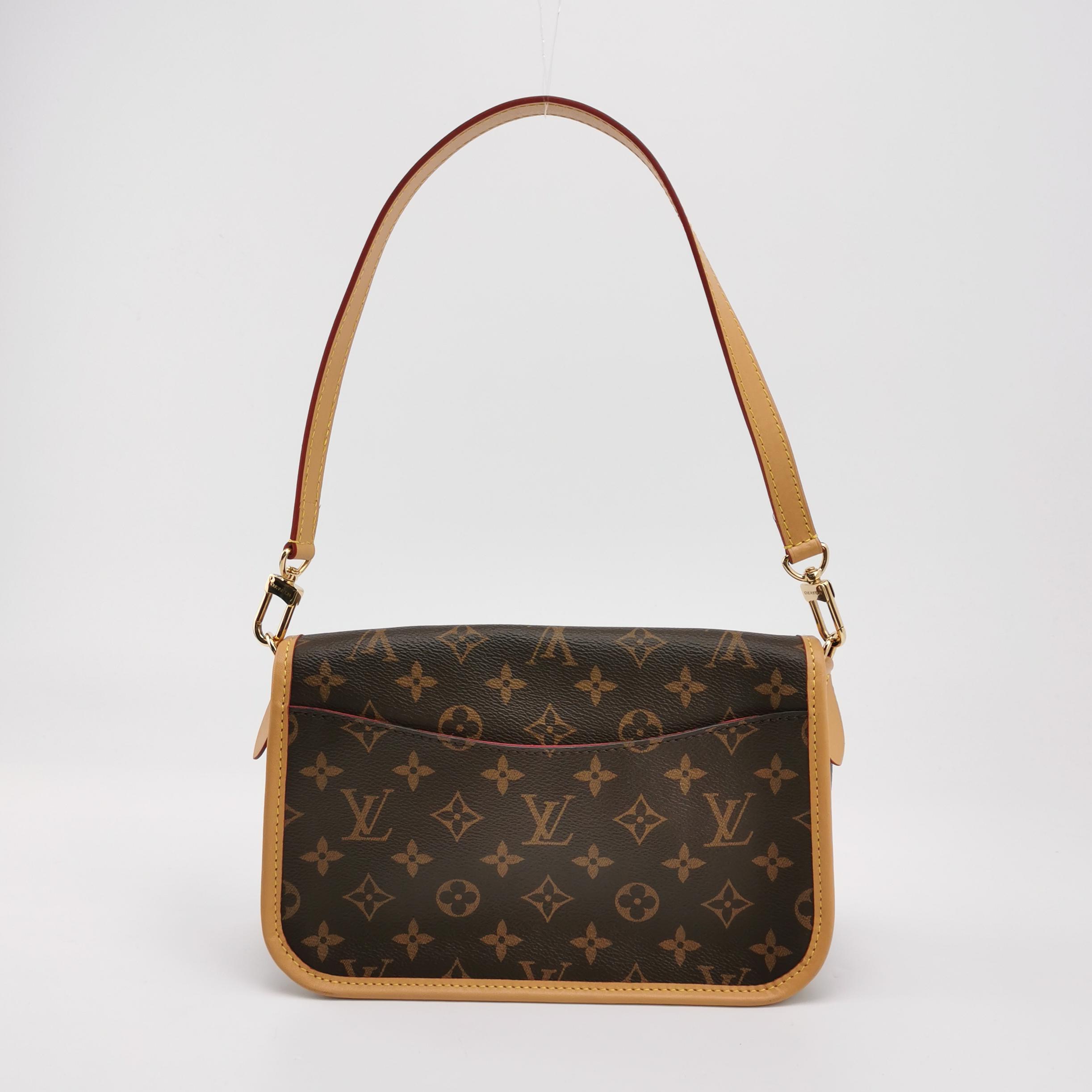 Louis Vuitton(LV) Diane NM Handbag Monogram Canvas — photo 5 of 12