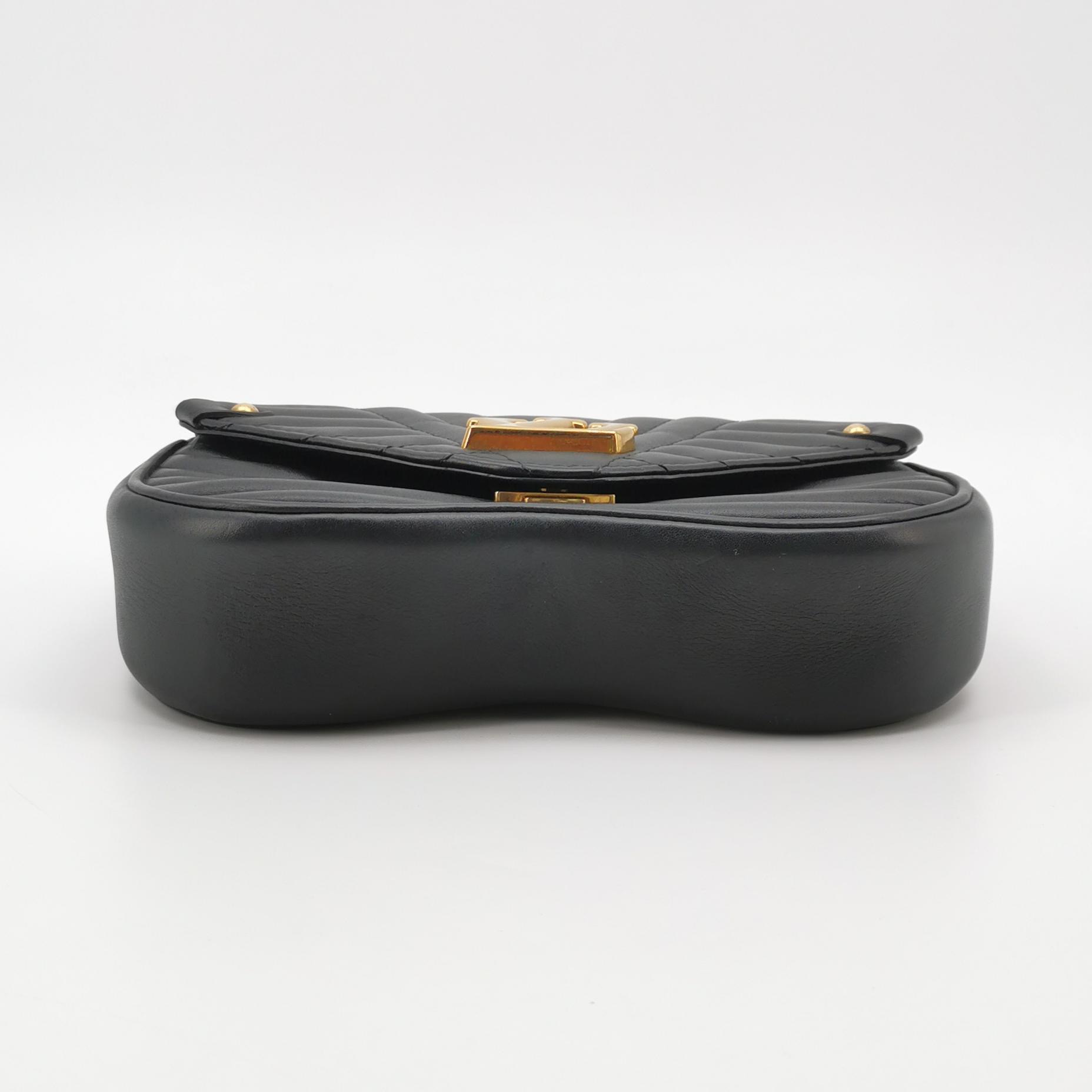 Louis Vuitton(LV) New Wave Chain Bag Quilted Leather PM — photo 6 of 15
