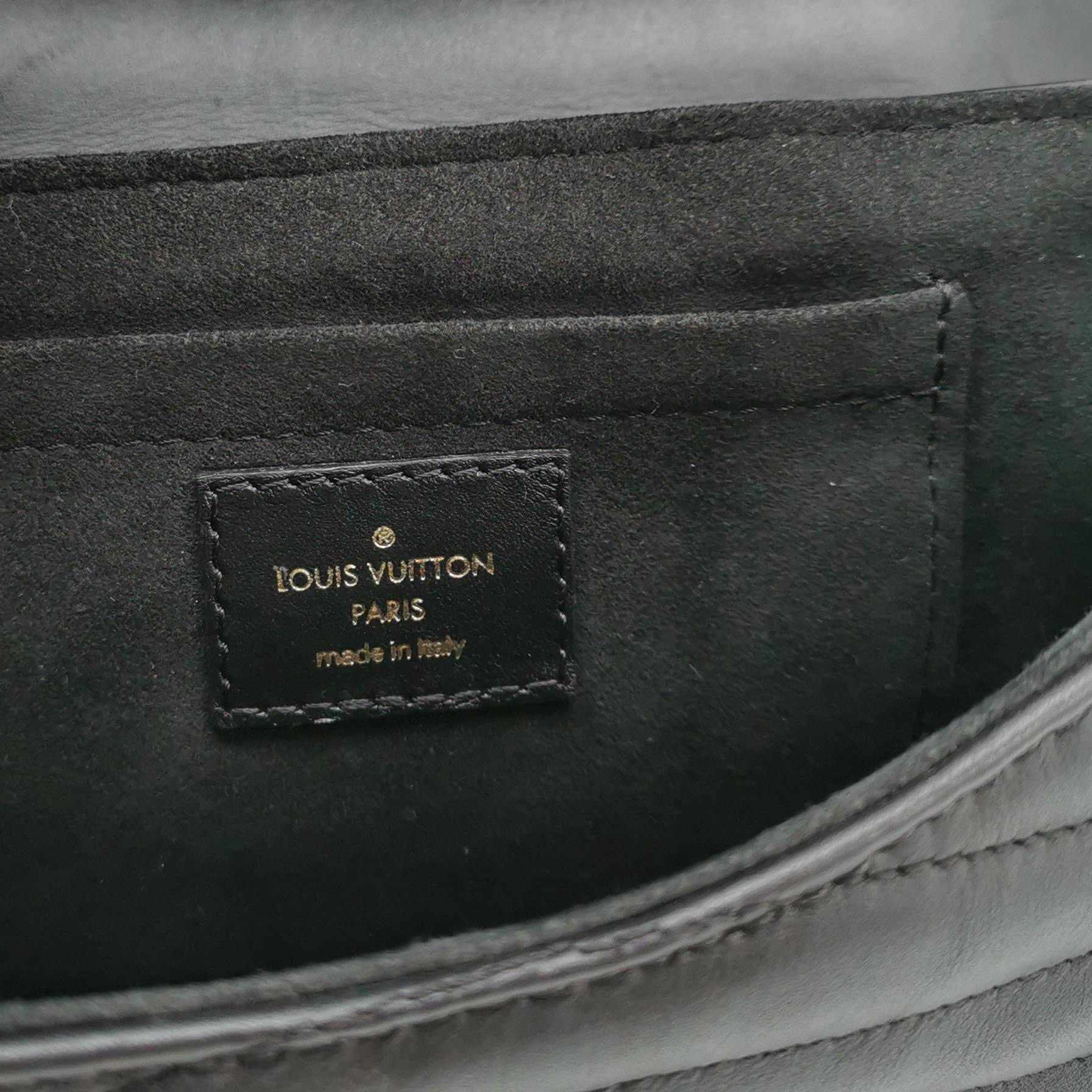 Louis Vuitton(LV) New Wave Chain Bag Quilted Leather PM — photo 8 of 15
